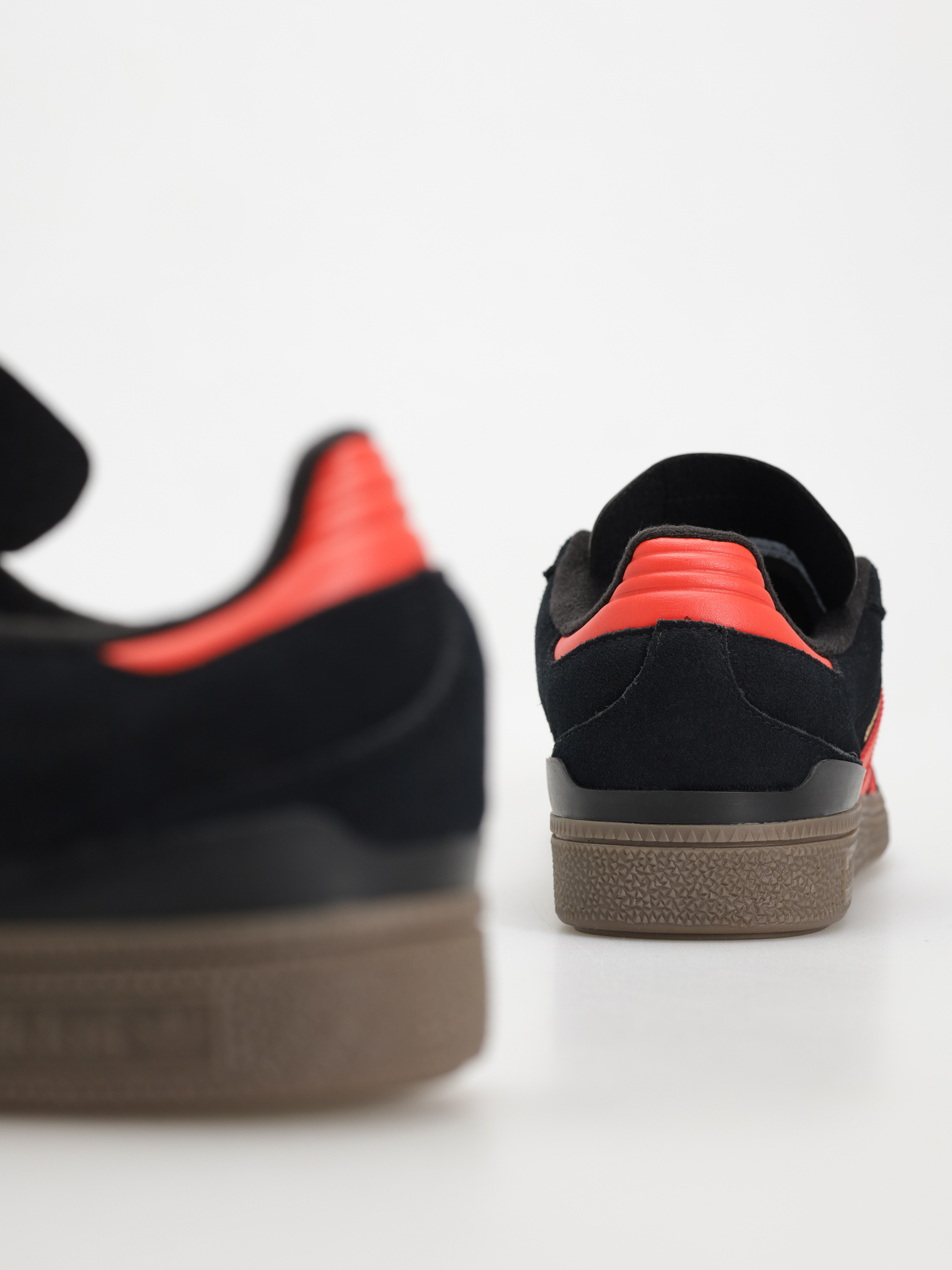 adidas Busenitz Cipők (cblack/supcol/gum5)