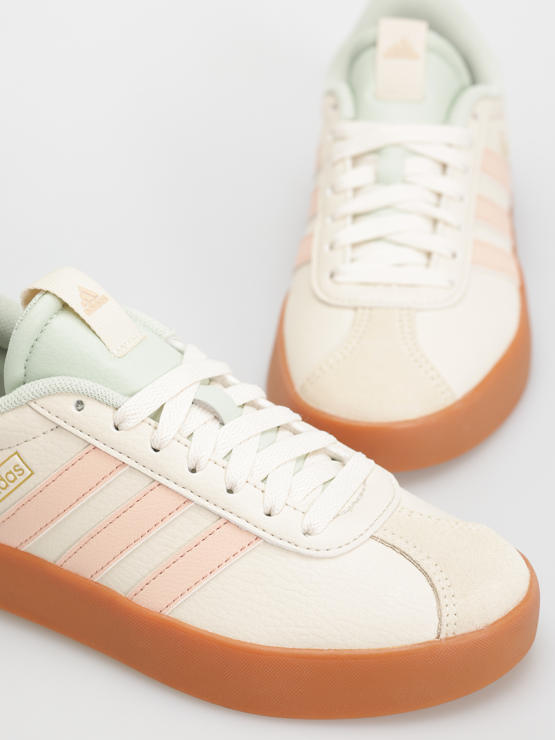 adidas Vl Court 3.0 Wmn Cipők (wonwhi/powcor/lingrn)