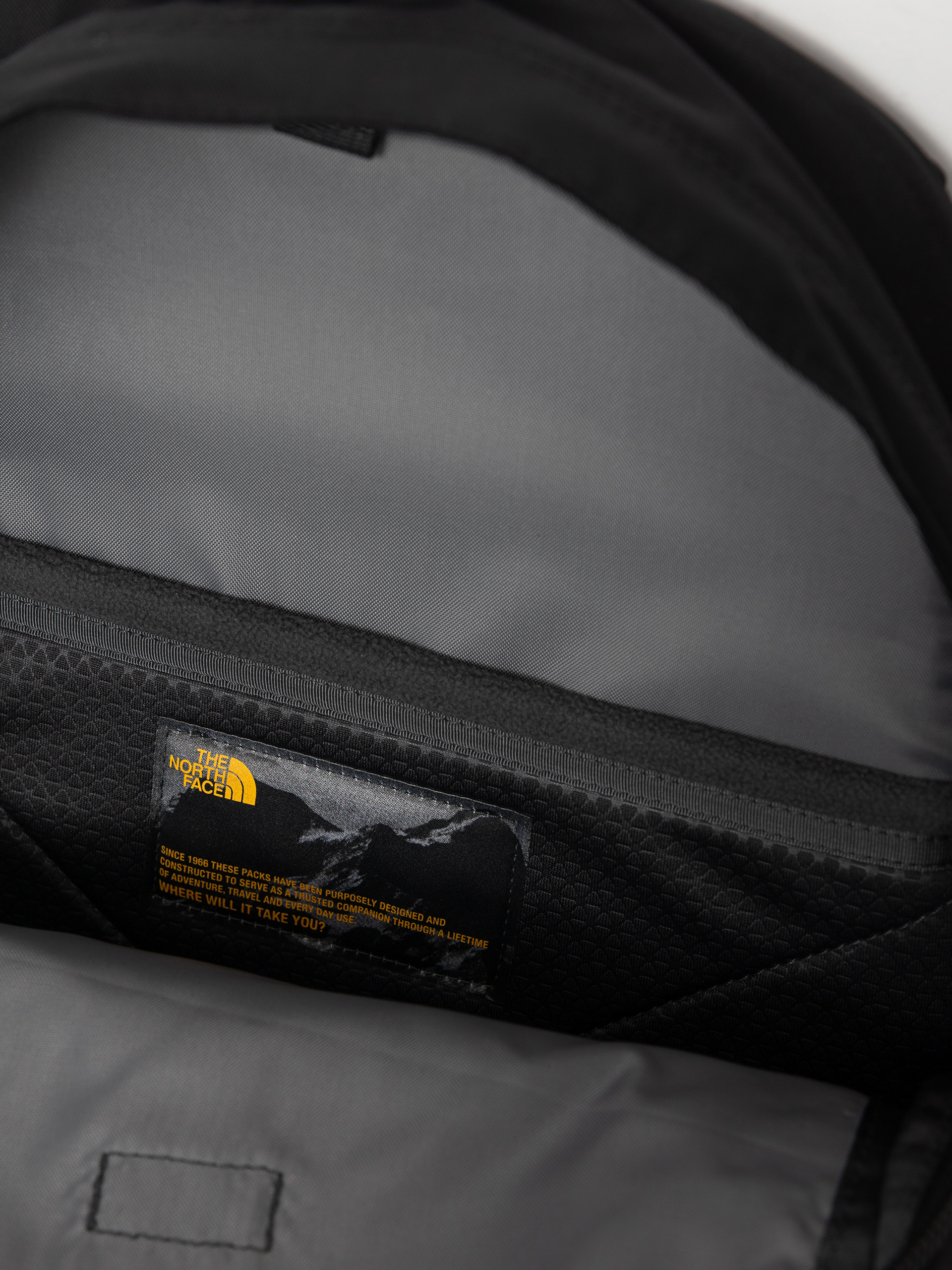 Hátizsák The North Face Hot Shot Se (tnf black tnf white npf)