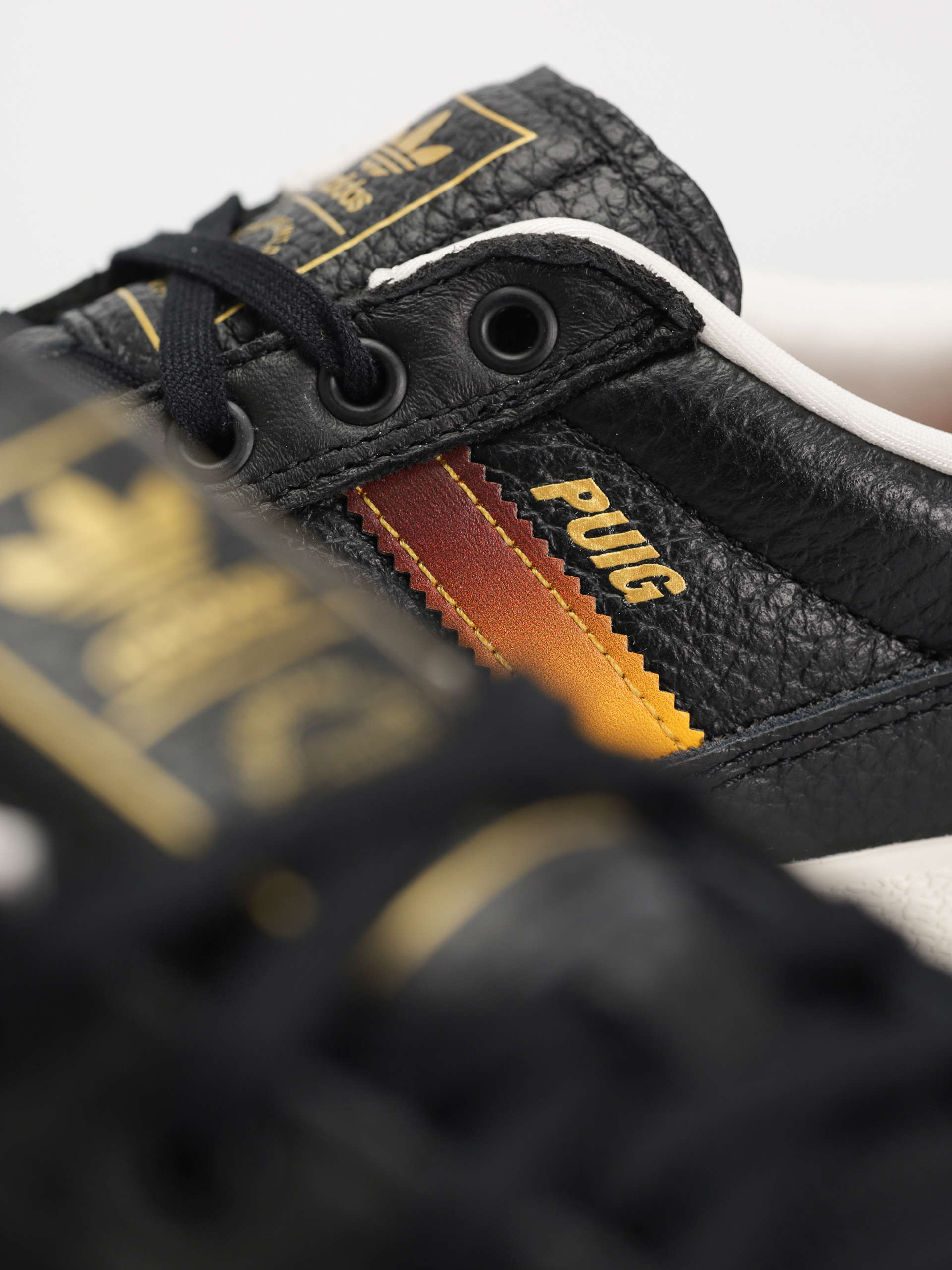 adidas Puig Indoor Cipők (cblack/shared/creyel)