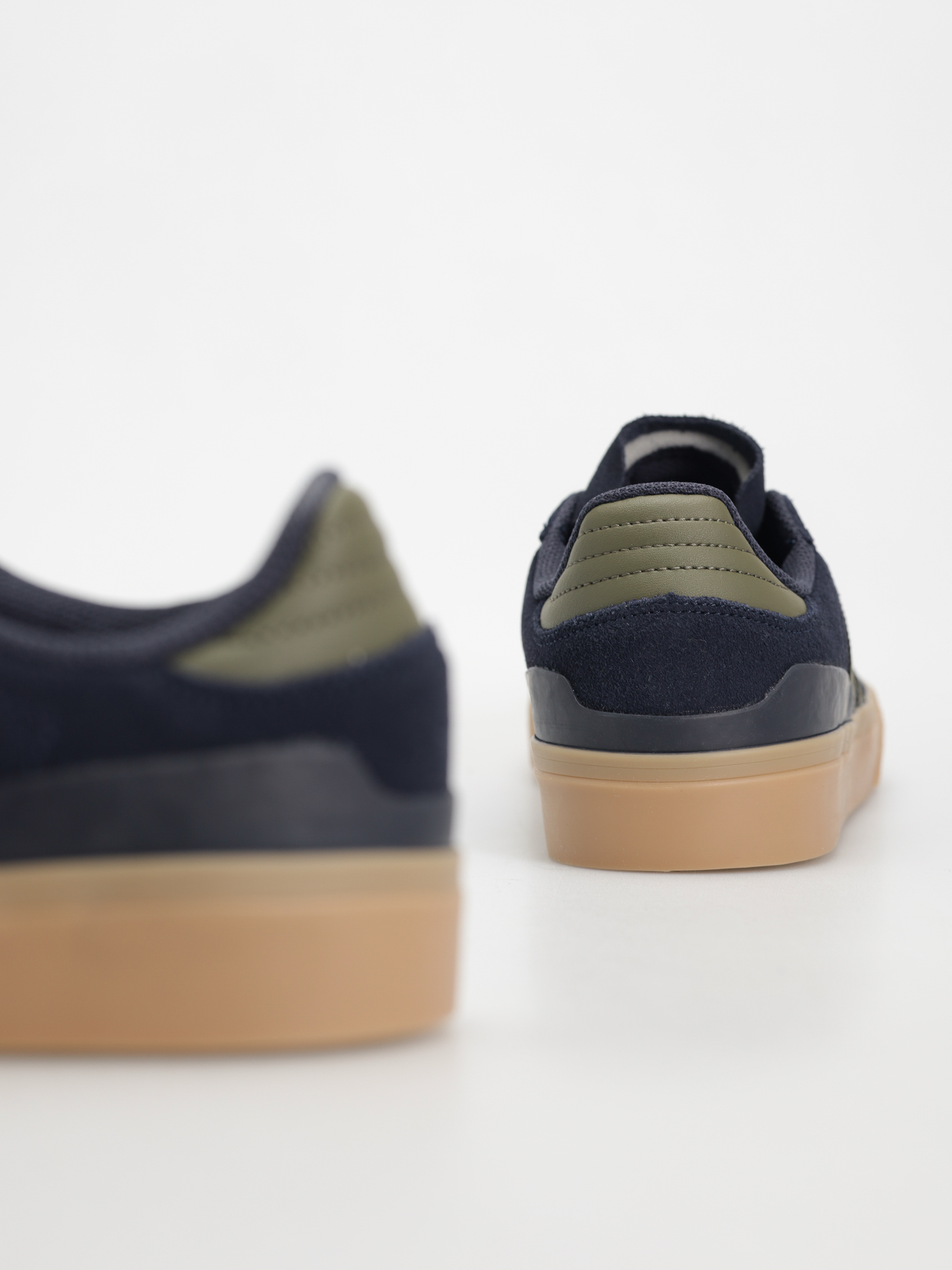 adidas Busenitz Vulc II Cipők (legink/olistr/goldmt)