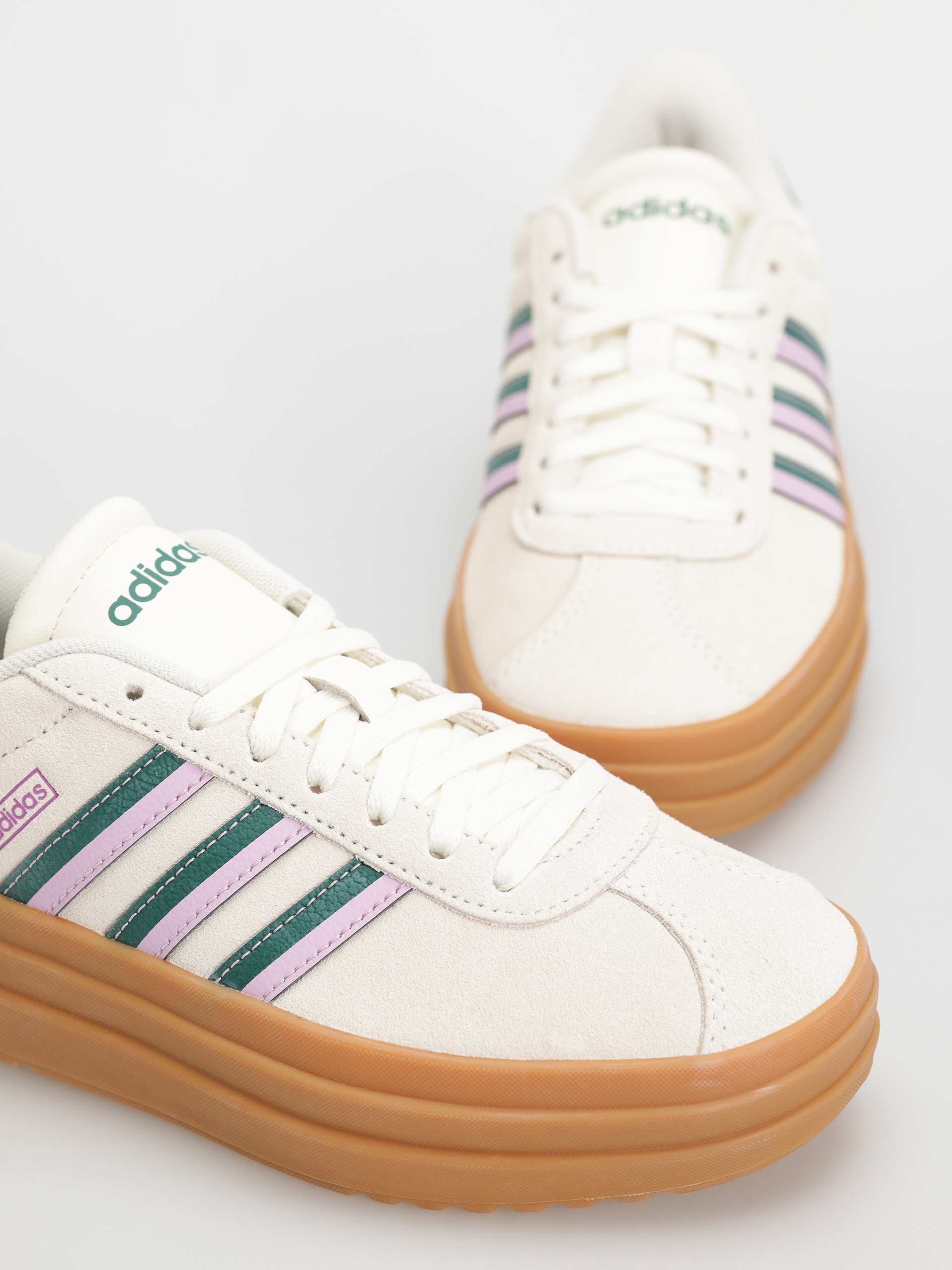 adidas Vl Court Bold Wmn Cipők (owhite/cgreen/blilil)