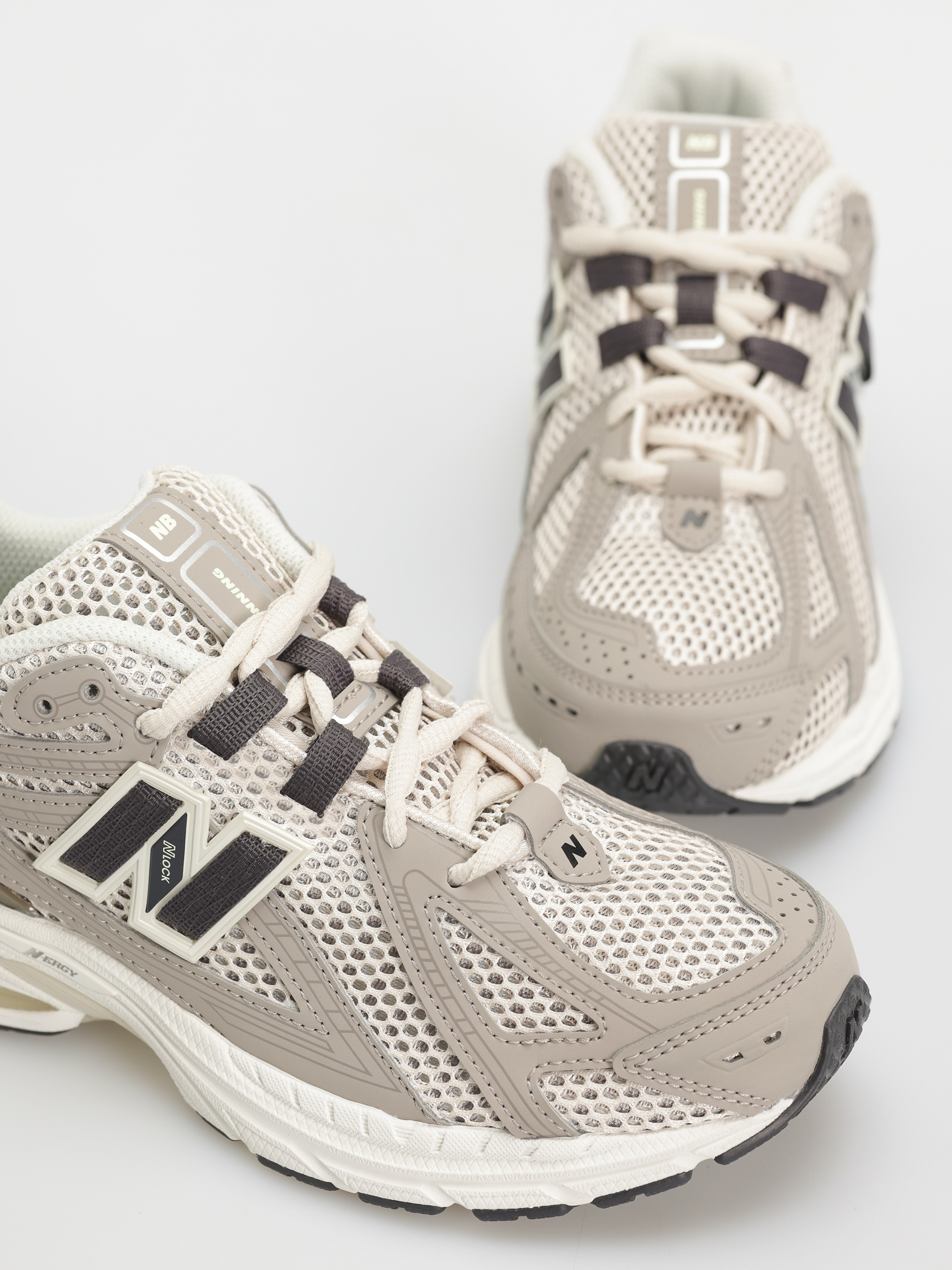 New Balance 1906 JR Cipők (arid stone)