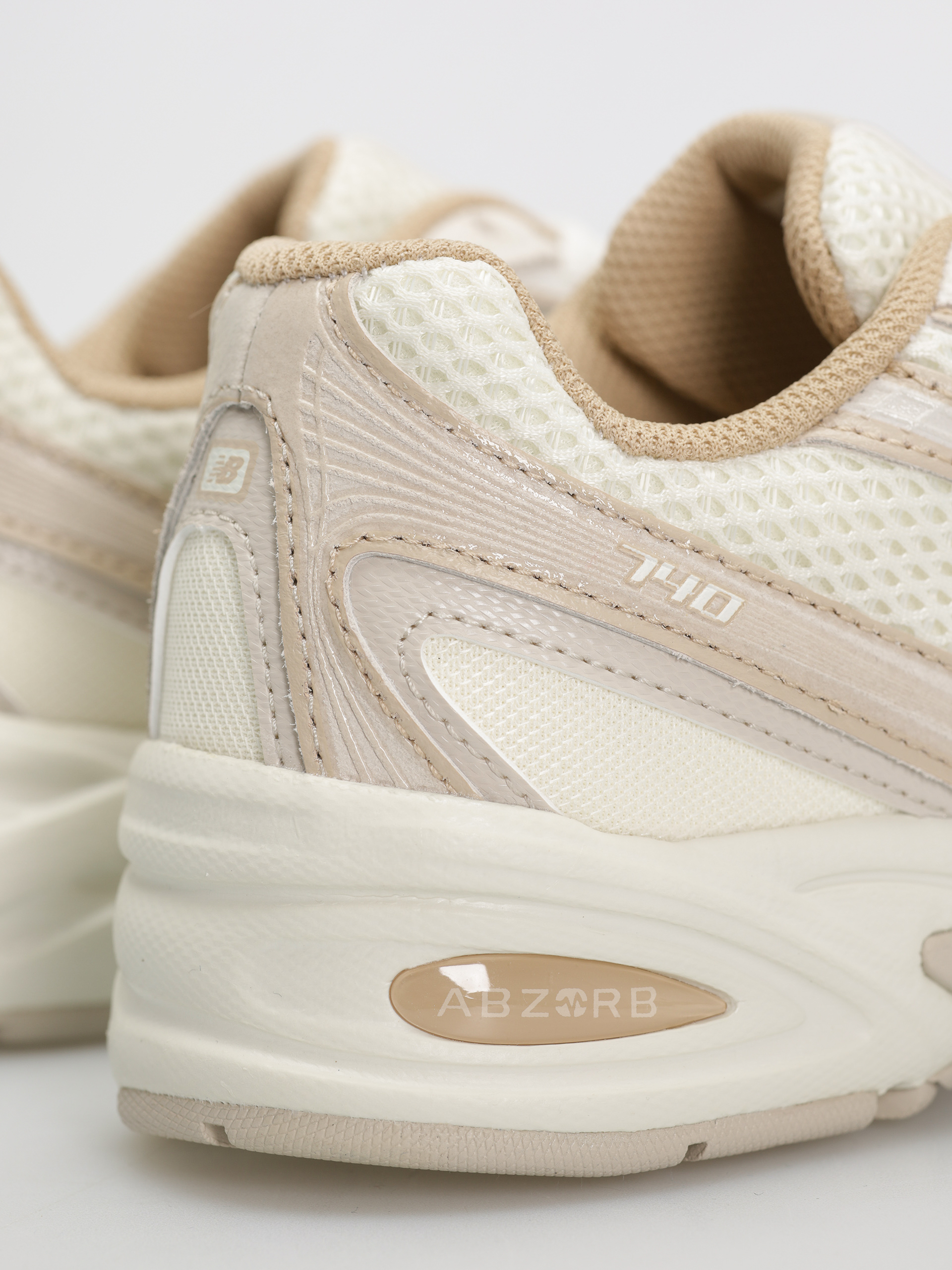 New Balance 740 Cipők (incense)