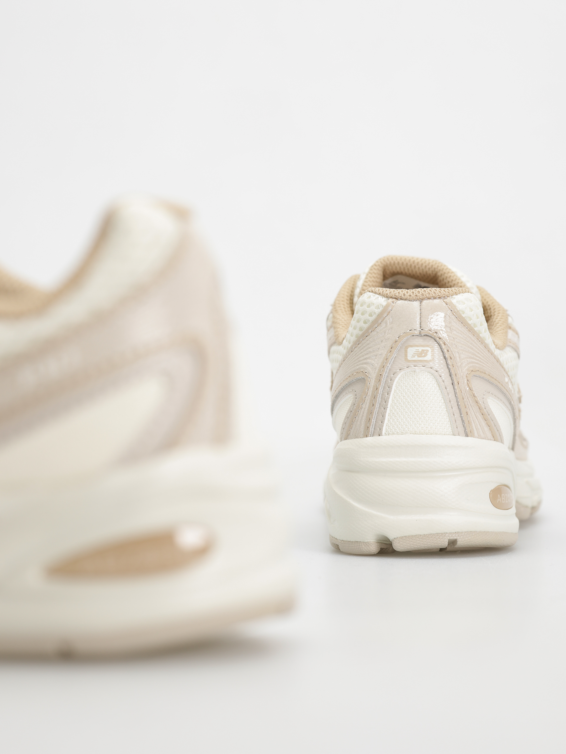 New Balance 740 Cipők (incense)