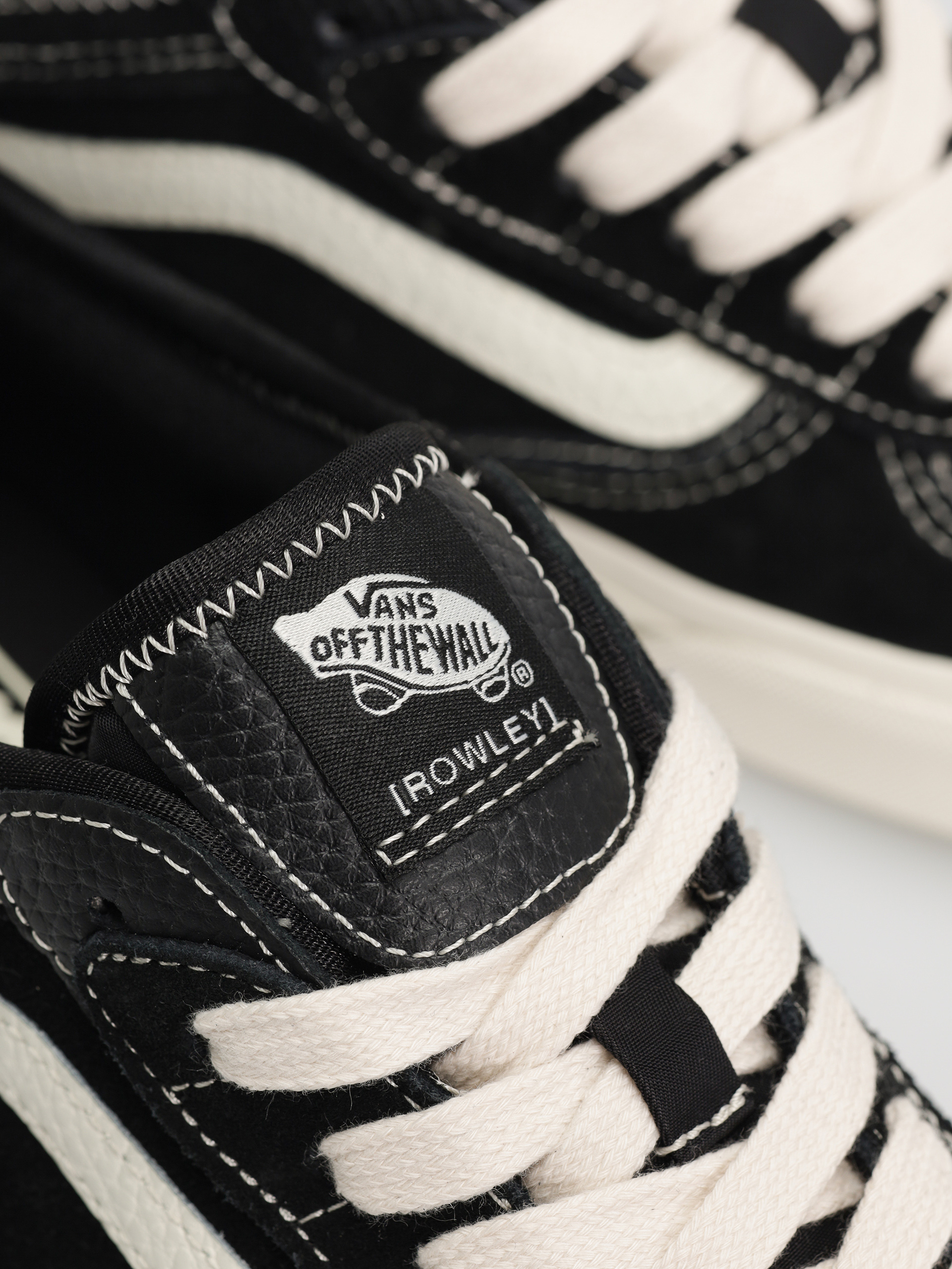 Vans Rowley Classic Cipők (black/marshmallow)