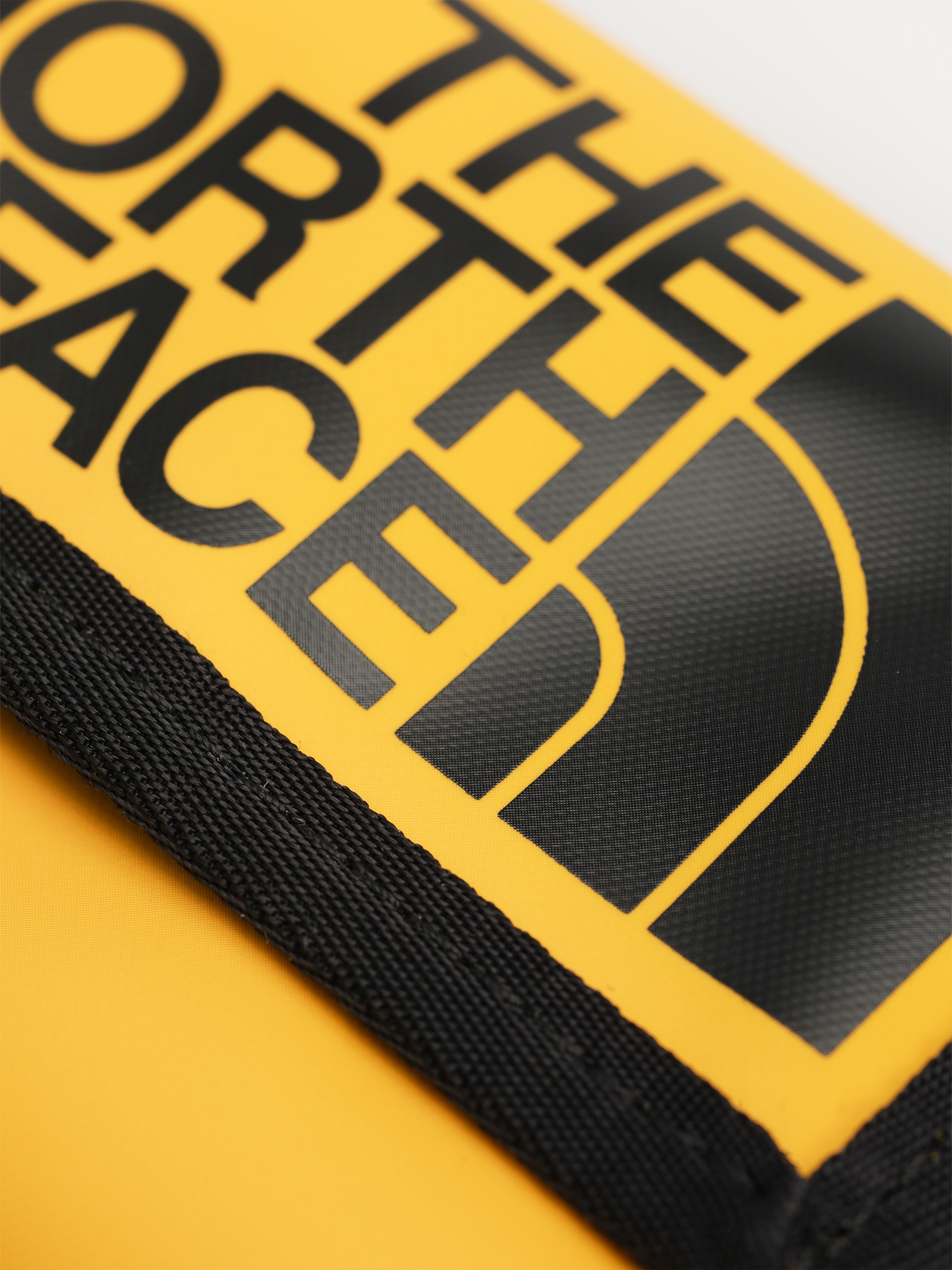 The North Face Base Camp Pénztárca (summit gold/tnf black n)