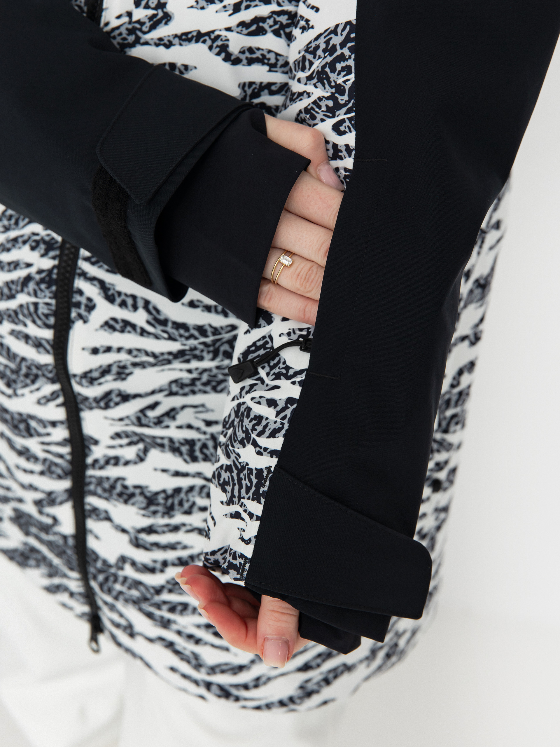 Női Snowboard dzseki Burton Prowess 2.0 (true black/zebra camo)