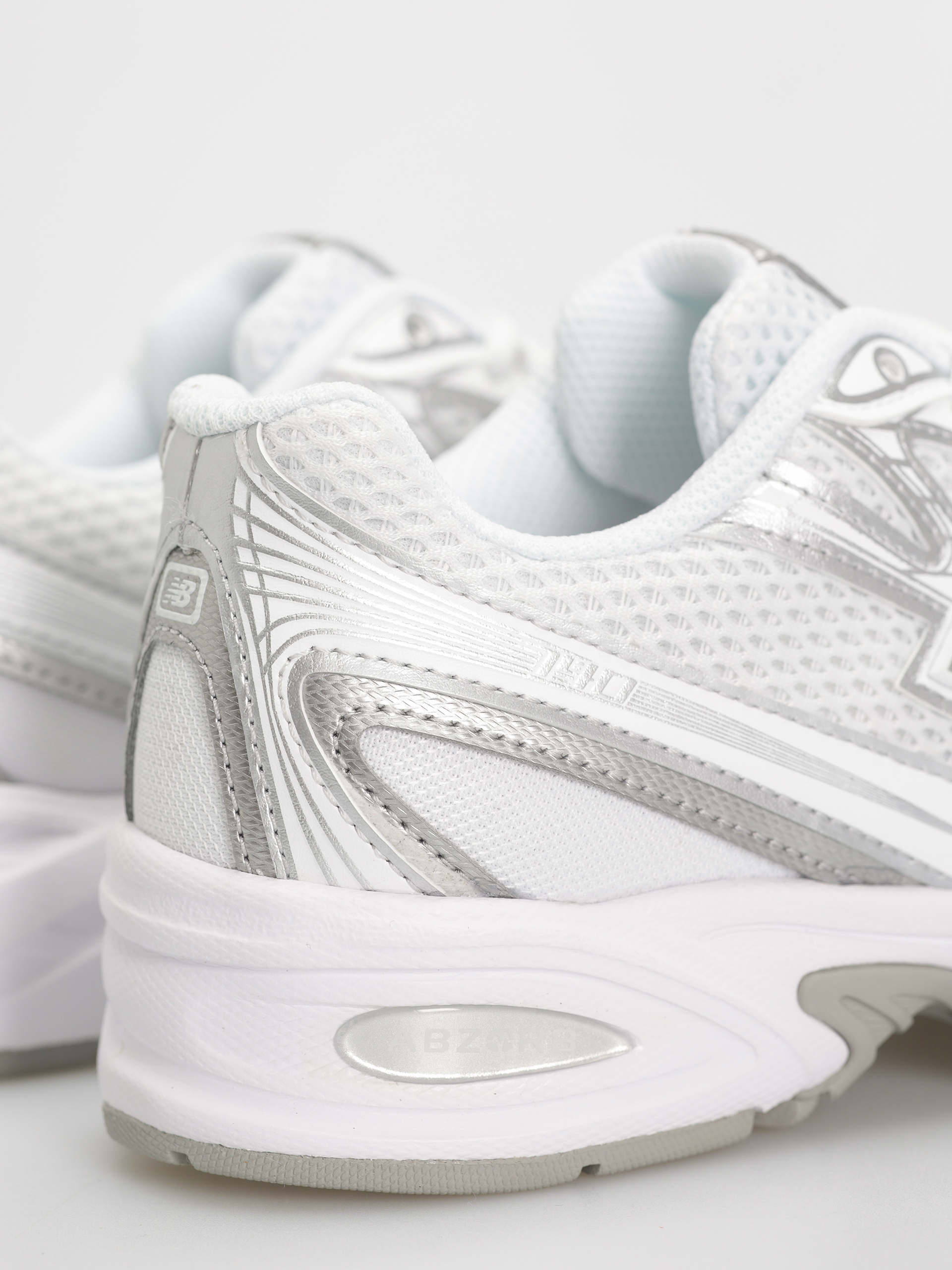 New Balance 740 Cipők (white)