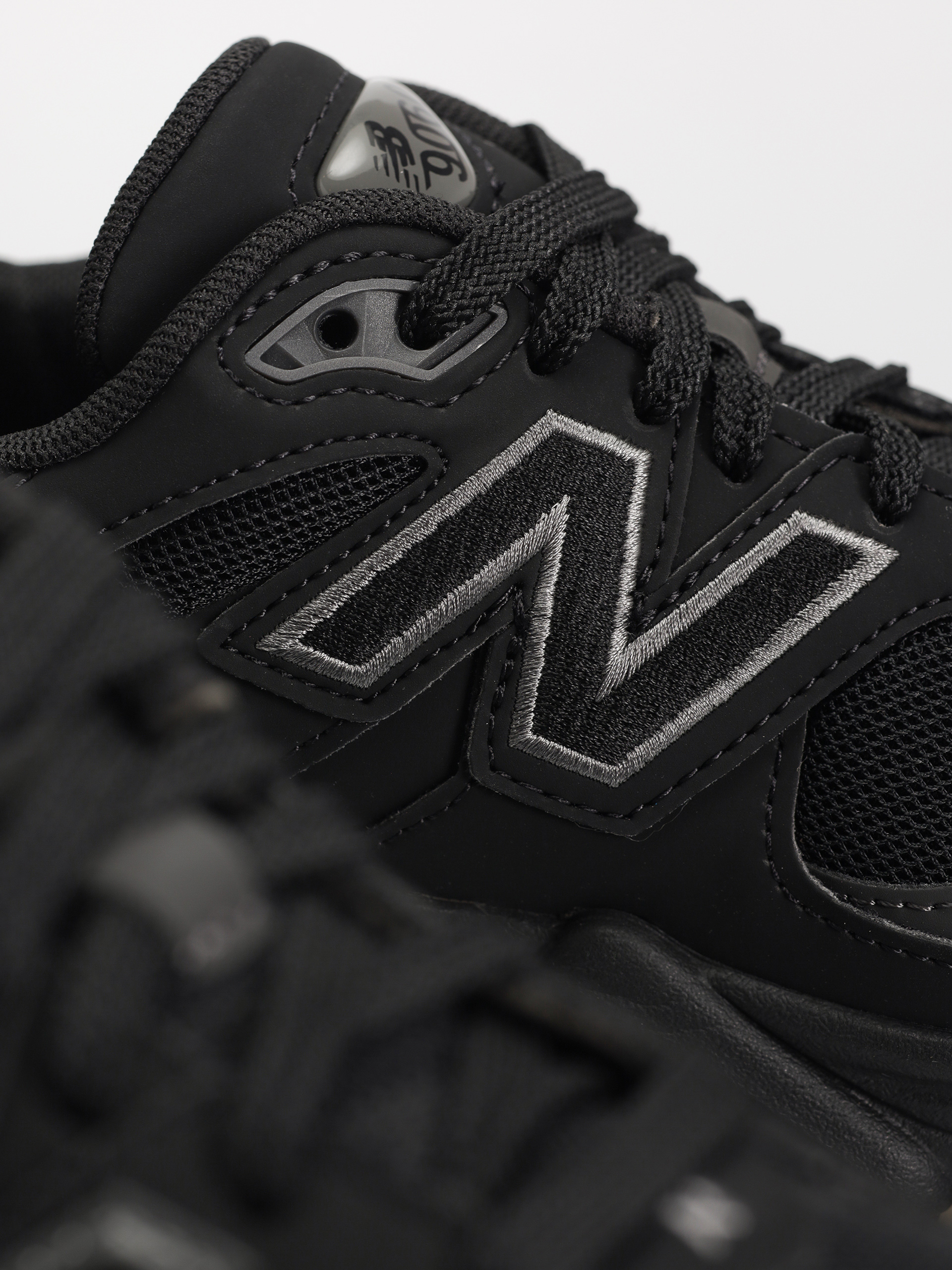 New Balance 9060 JR Cipők (black)