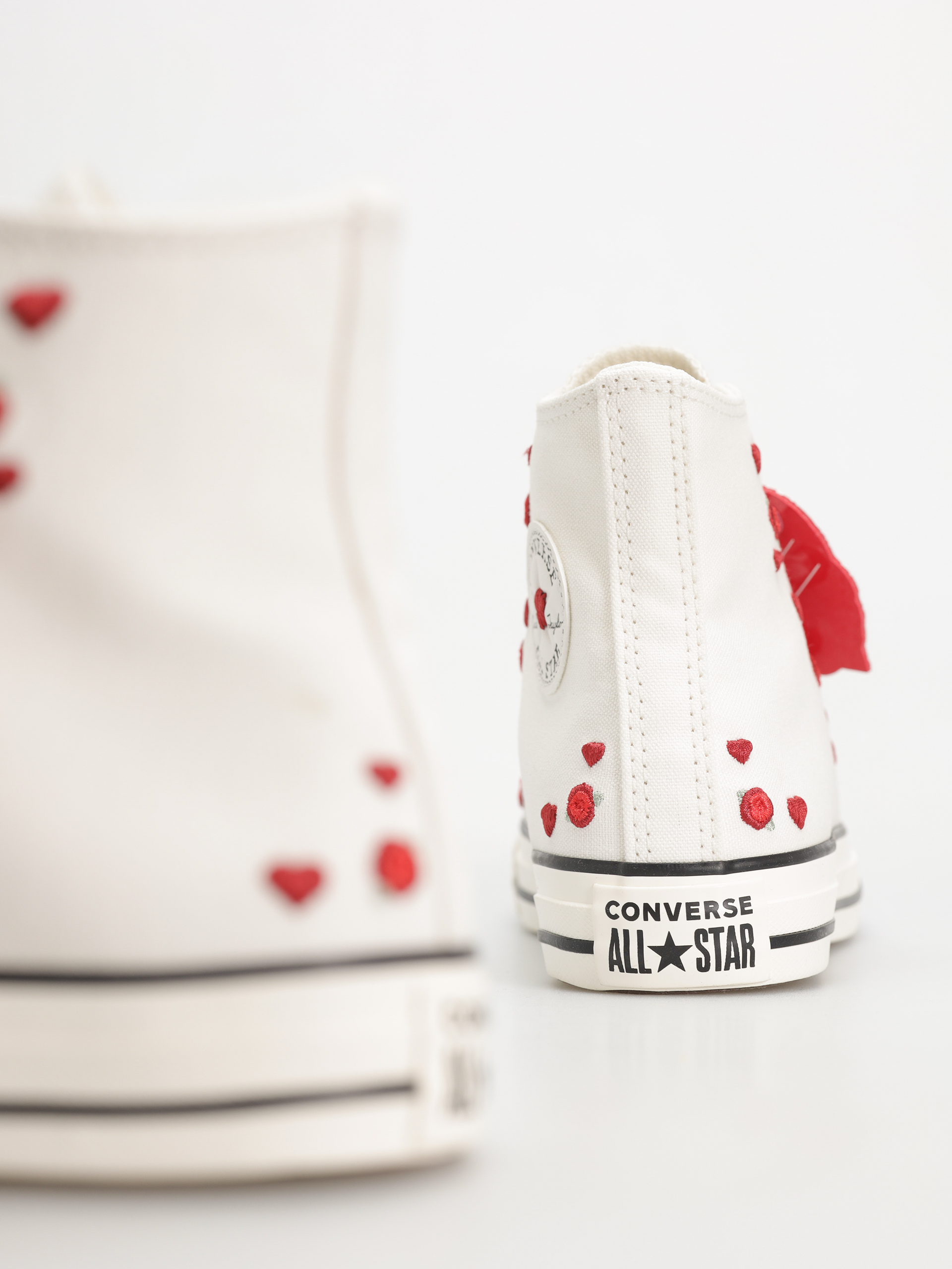 Converse Chuck Taylor All Star Hi Wmn Tornacipők (vintage white/red/egret)