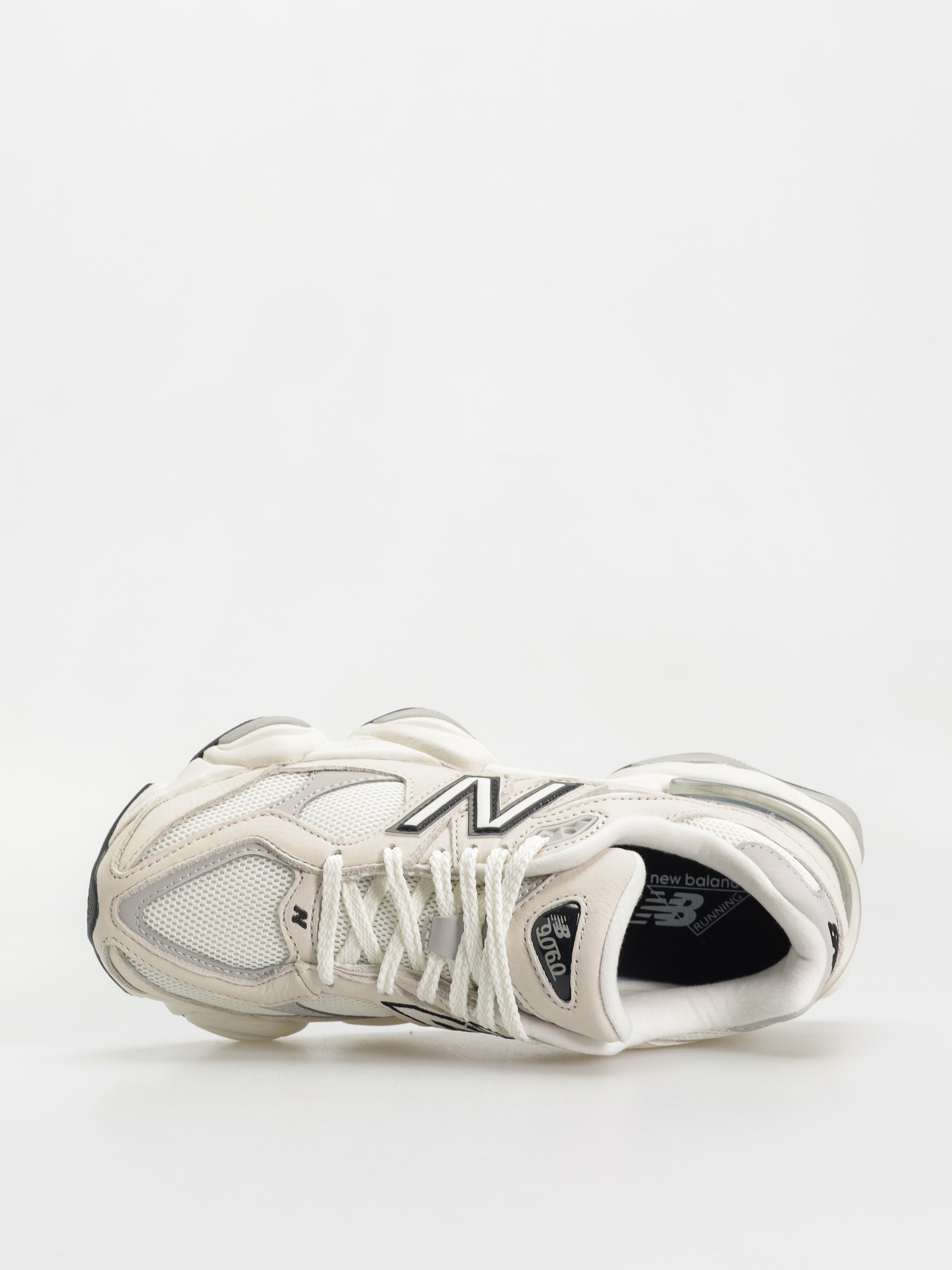 New Balance 9060 Cipők (sea salt)