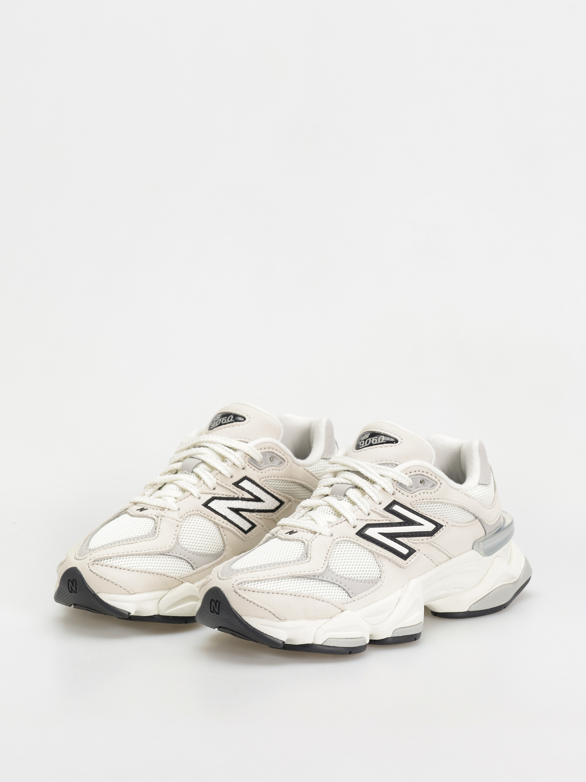 New Balance 9060 Cipők (sea salt)
