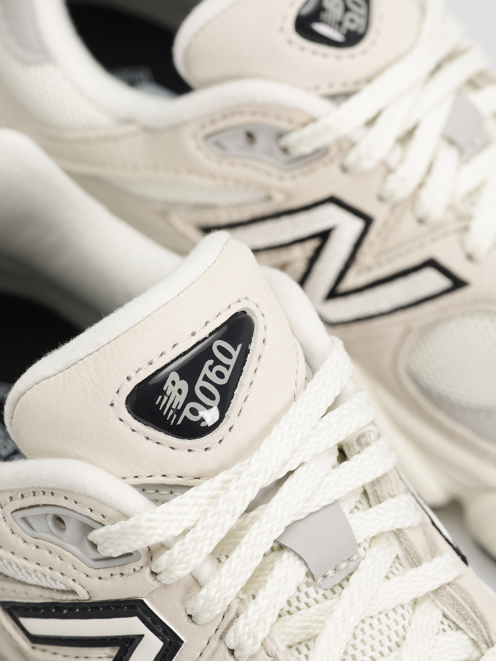 New Balance 9060 Cipők (sea salt)