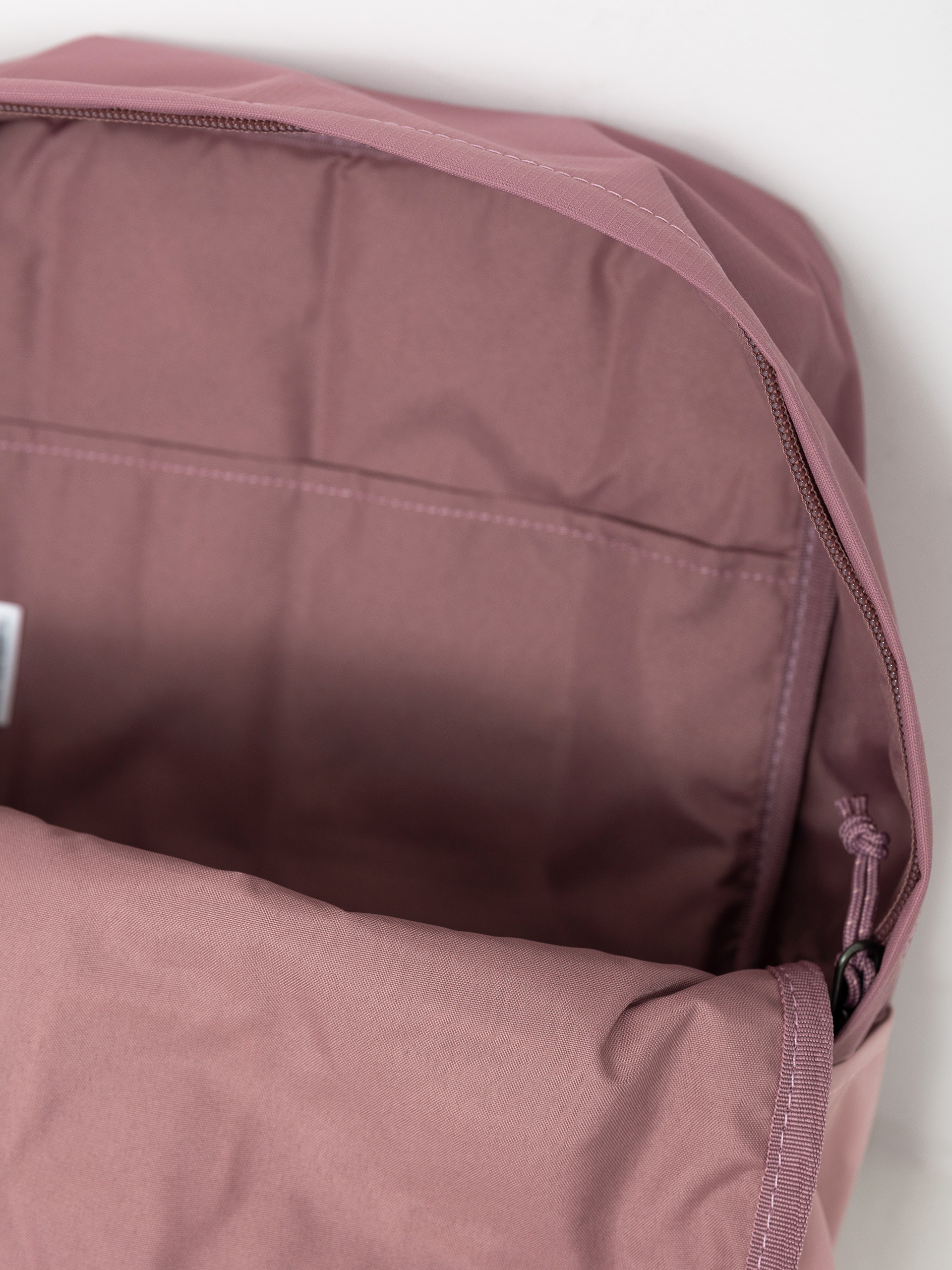 Hátizsák Columbia Trail Traveler 18L (fig/eraser pin)