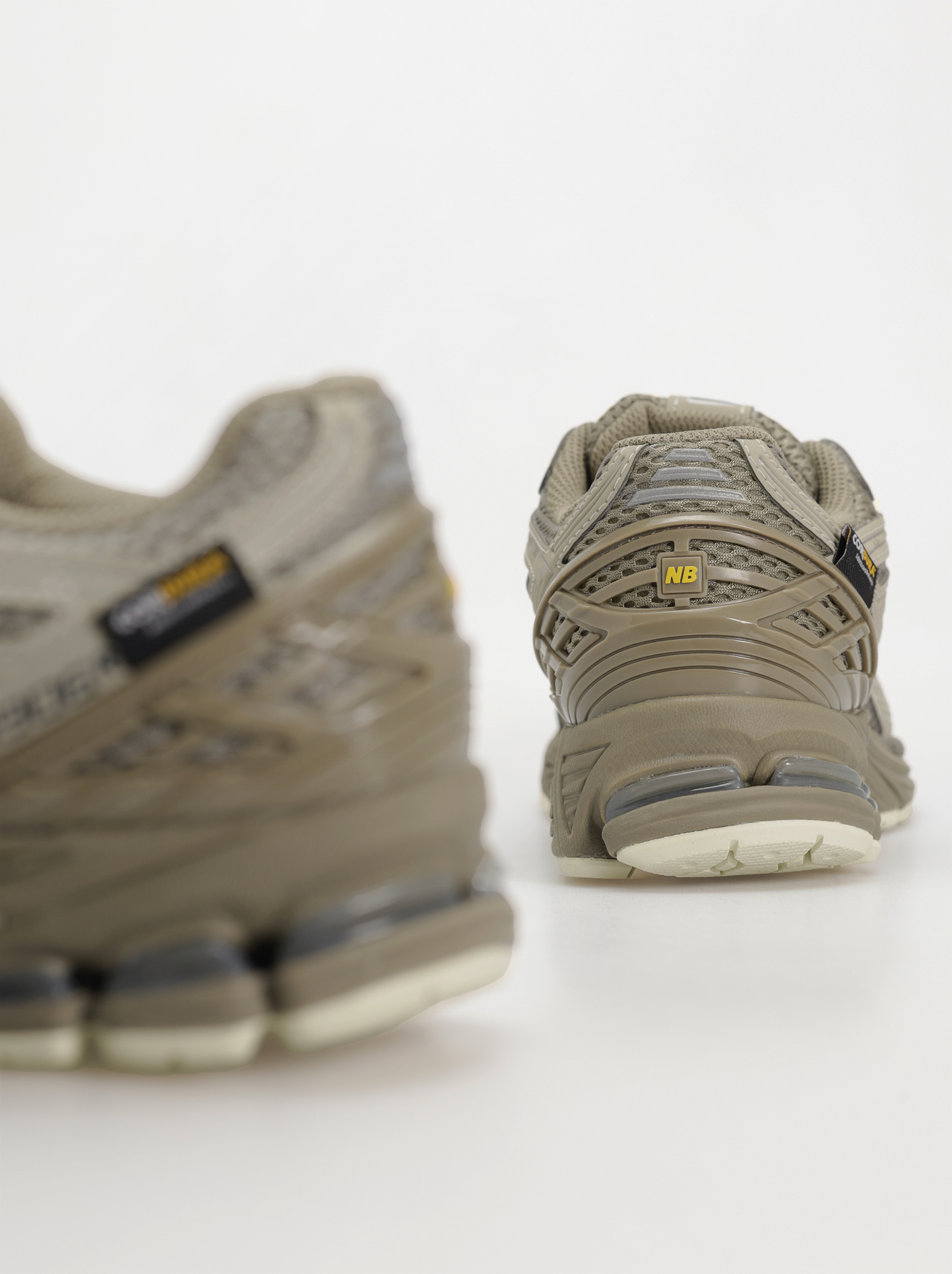 New Balance 1906 Cipők (arid stone)