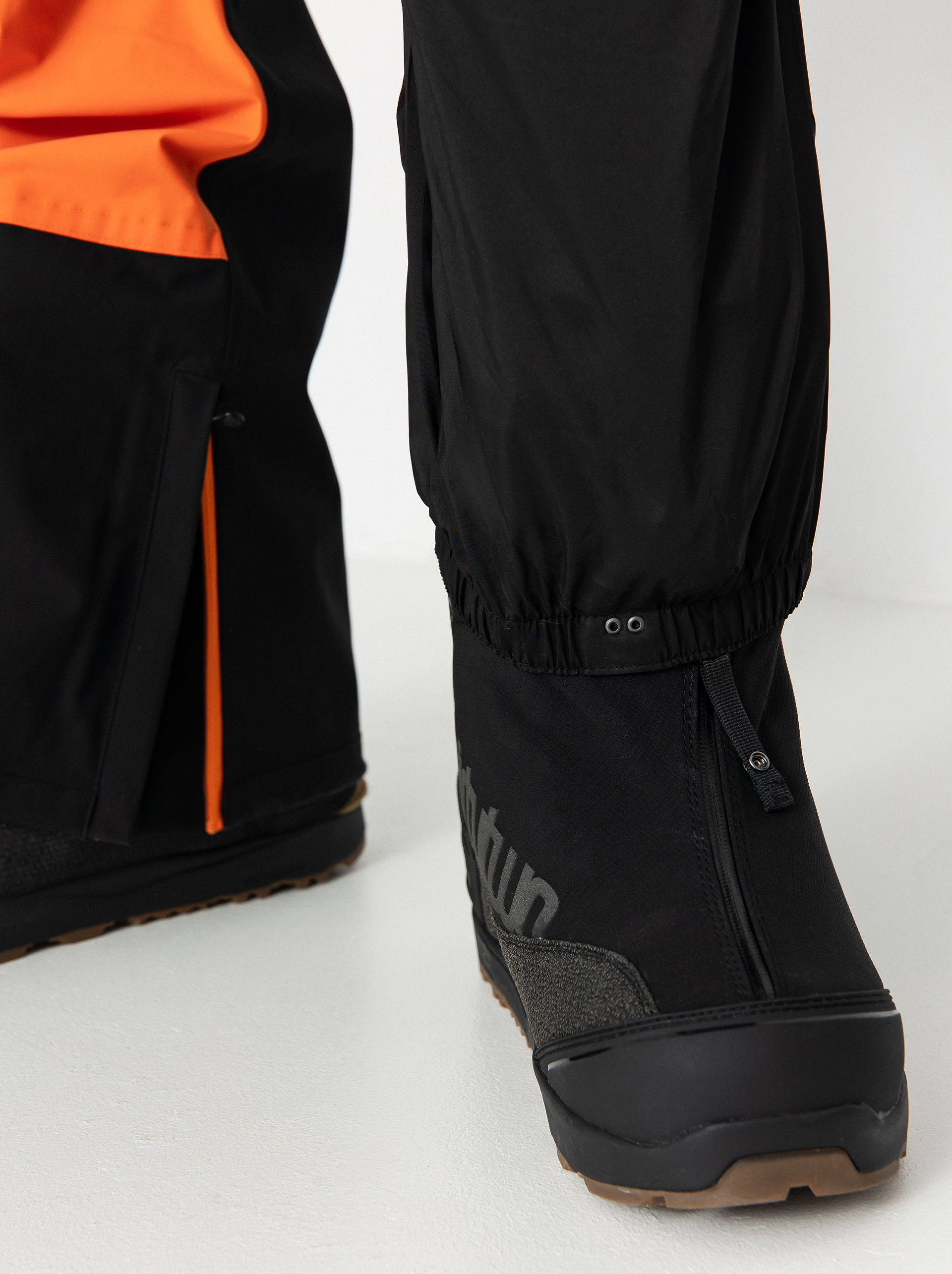 Férfi Snowboard nadrág ThirtyTwo Basement Bib (black/orange)