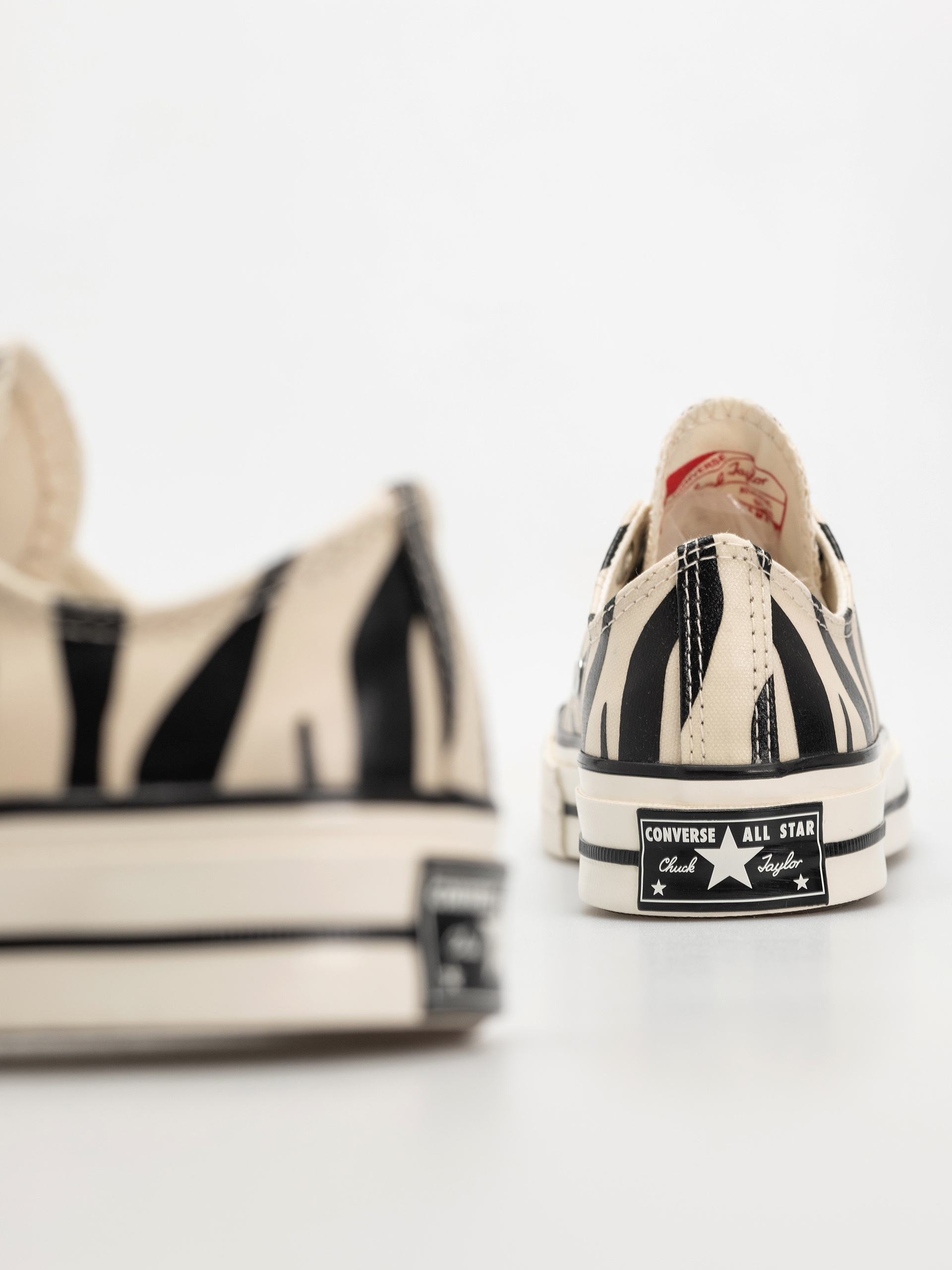 Tornacipők Converse Chuck 70 Ox (light dune/black/egret)