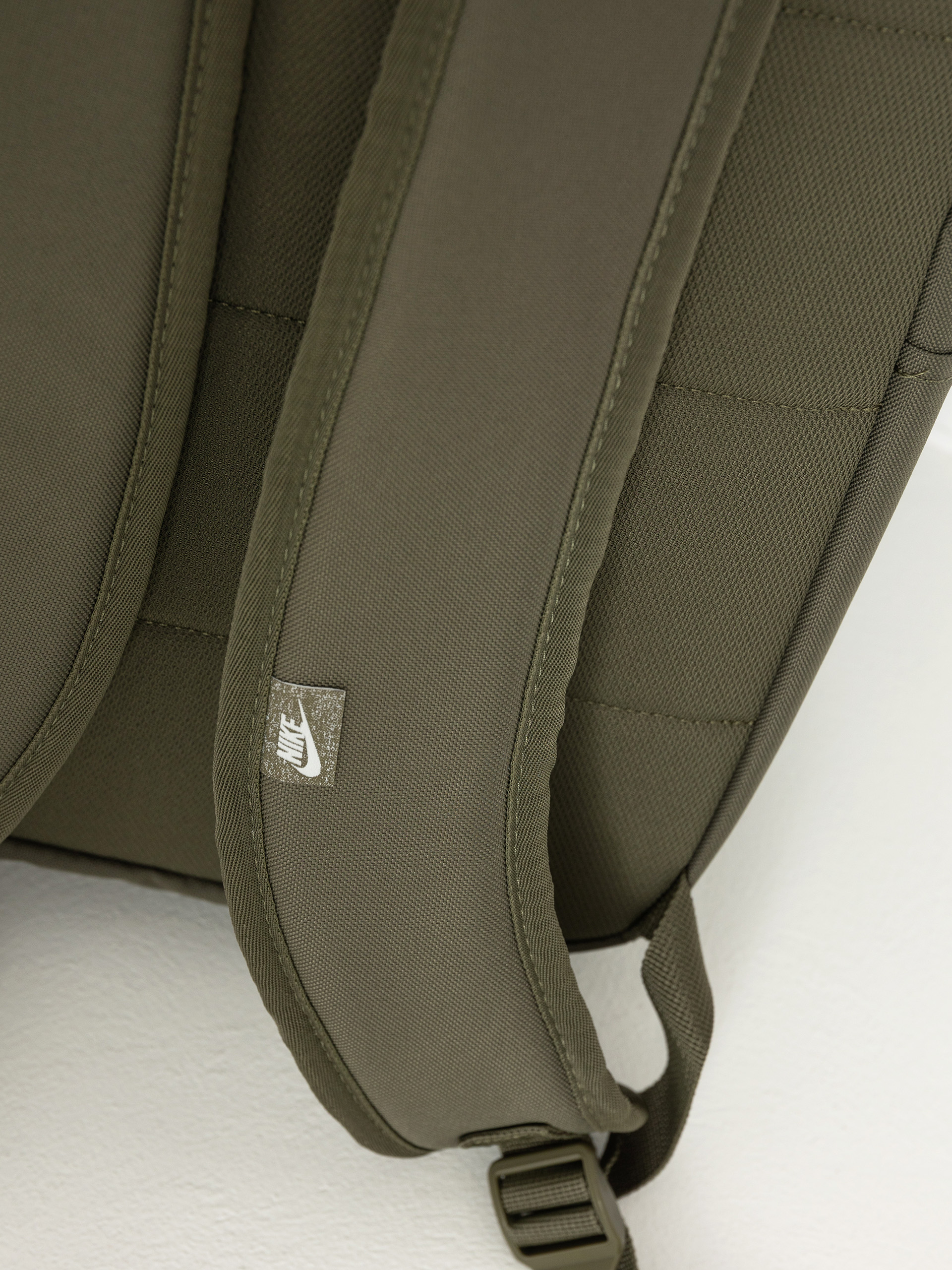 Nike SB Heritage Hátizsák (medium olive/medium olive/summit white)