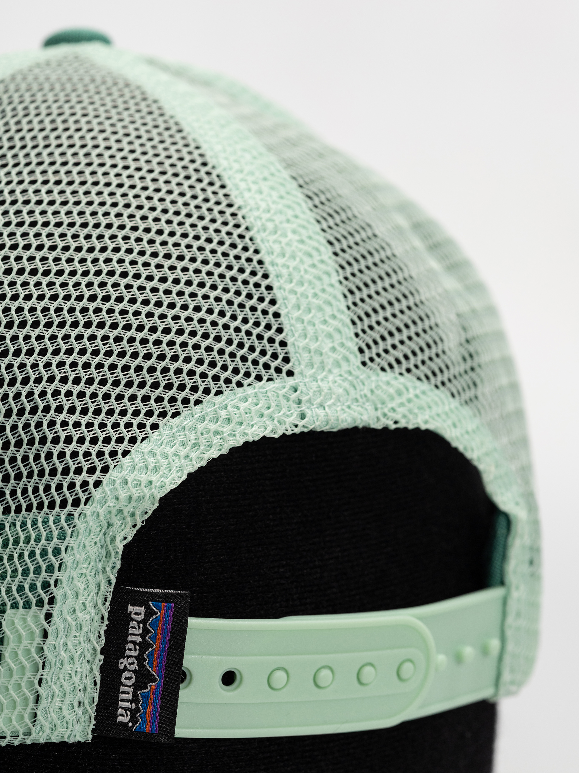 Patagonia P 6 Logo LoPro Trucker Baseball sapka (heartleaf green)