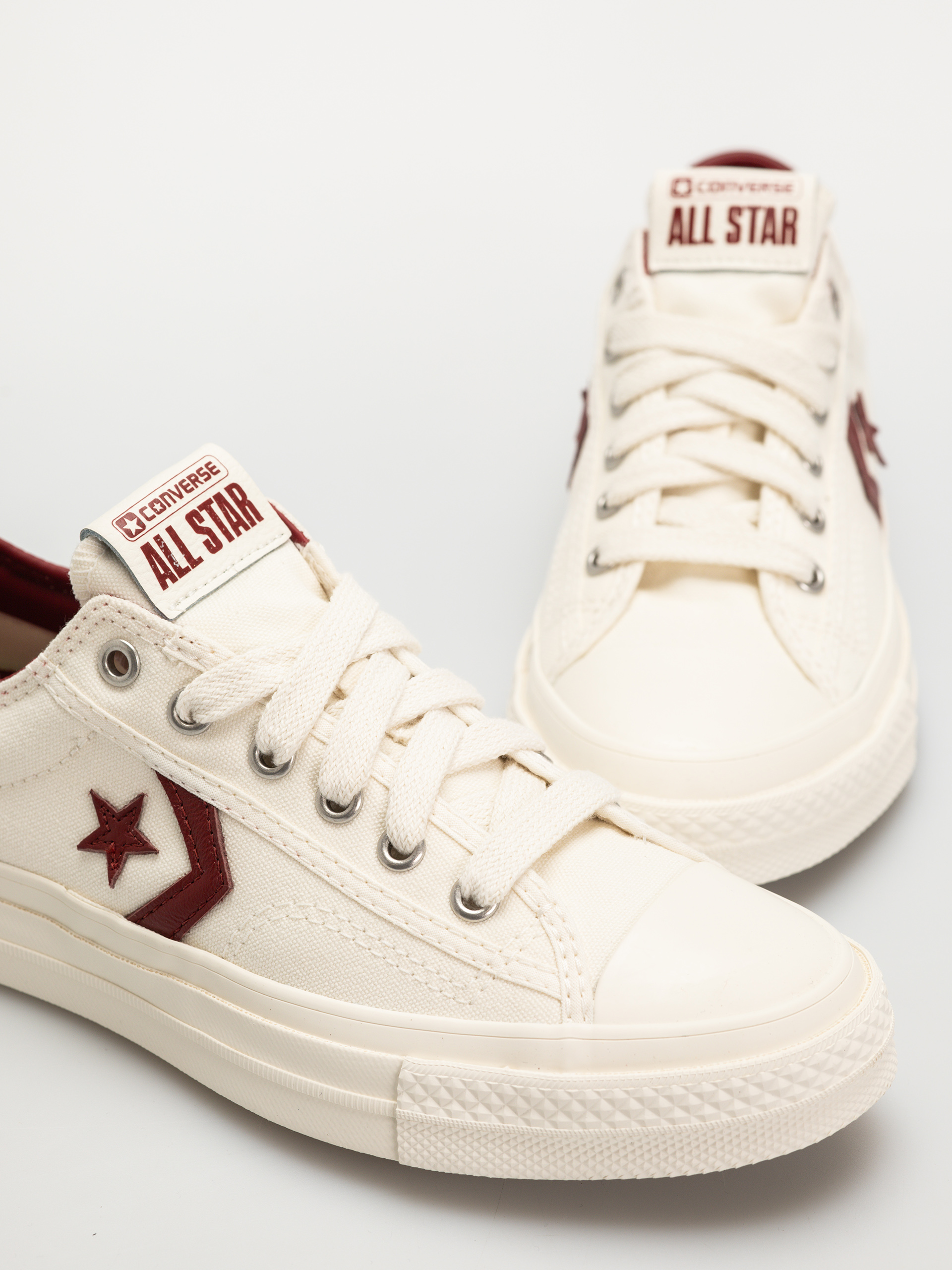 Converse Star Player 76 Ox Cipők (egret/egret/park red)