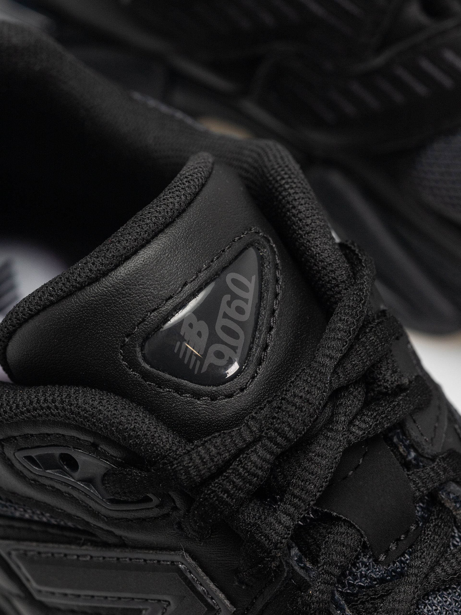 New Balance 9060 Cipők (black)