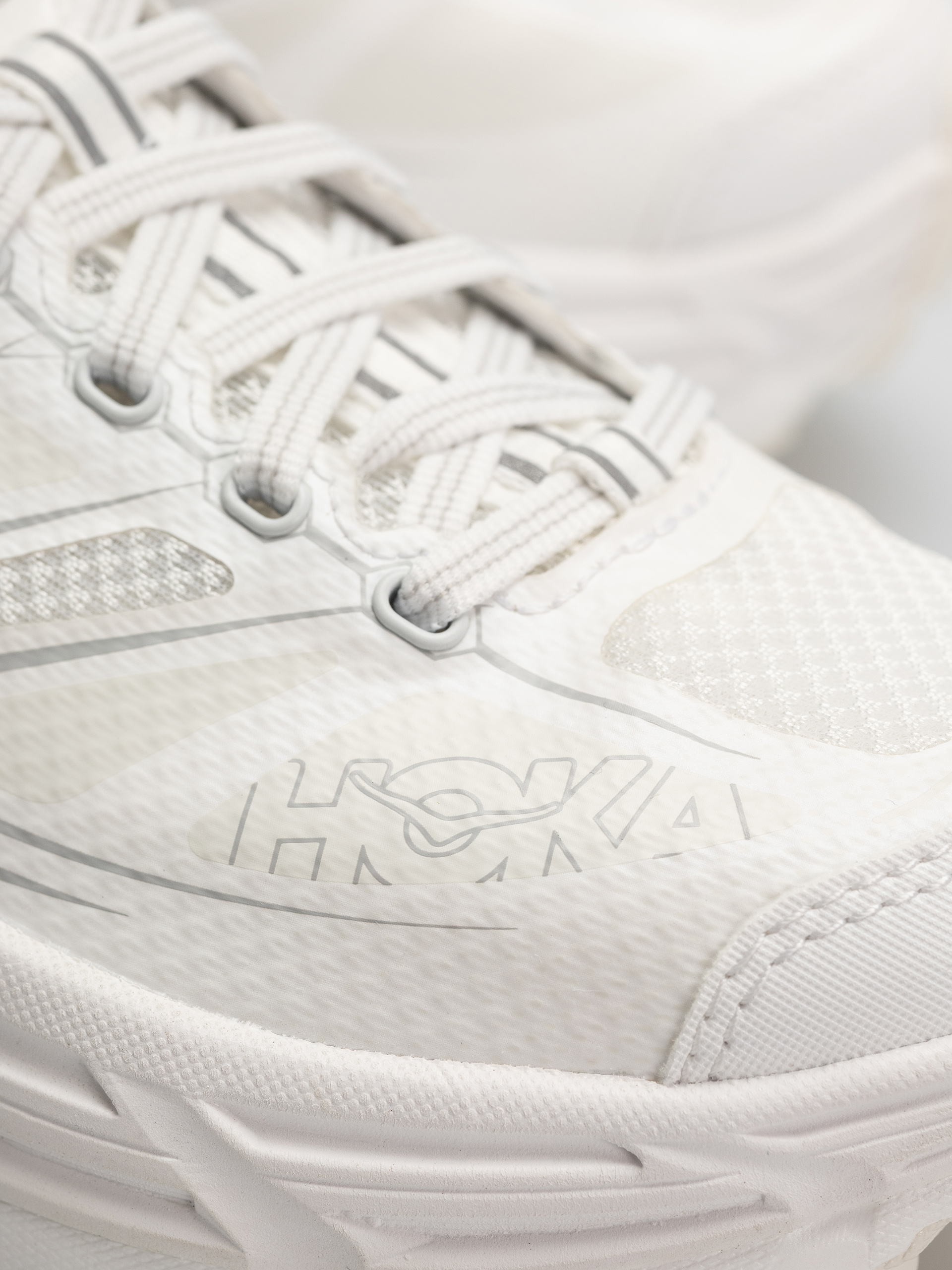 Hoka Mafate Speed 2 Cipők (white/lunar rock)