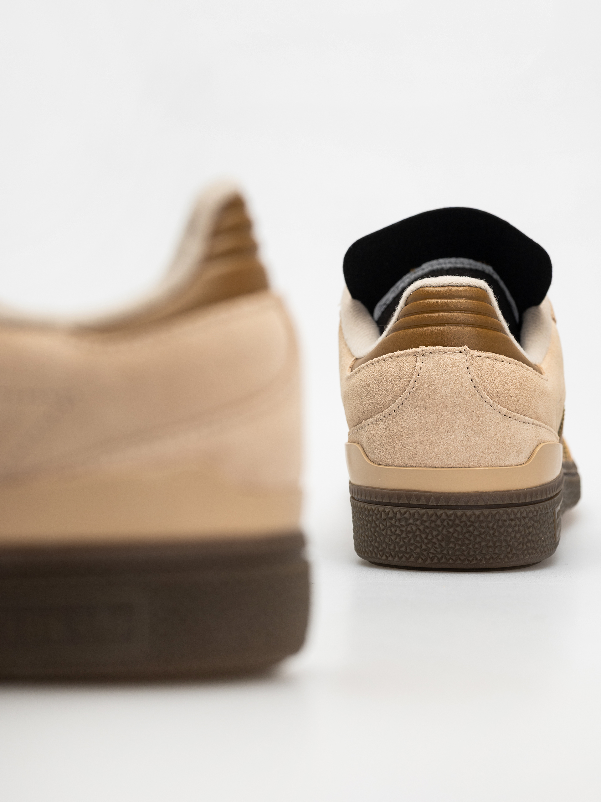 adidas Busenitz Cipők (magbei/brostr/gum5)