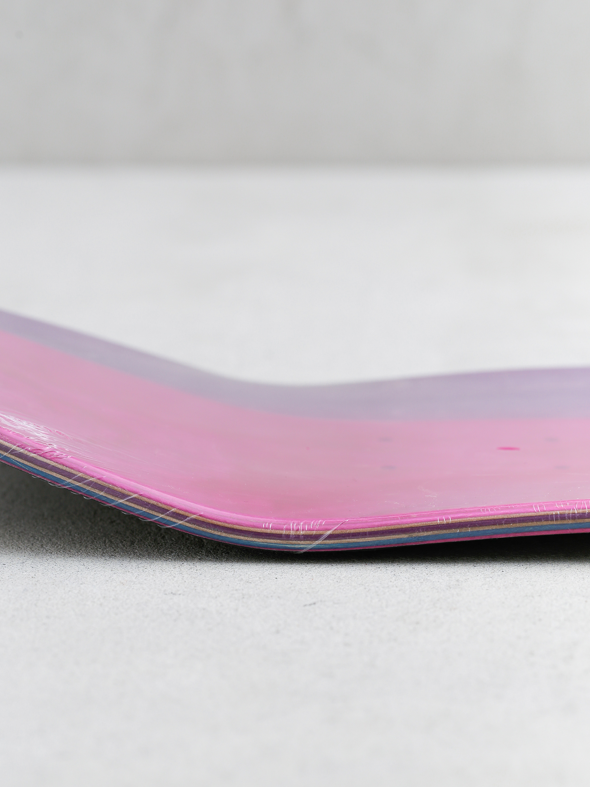 Jacuzzi Louie Barletta Roses Gördeszka lap (black)