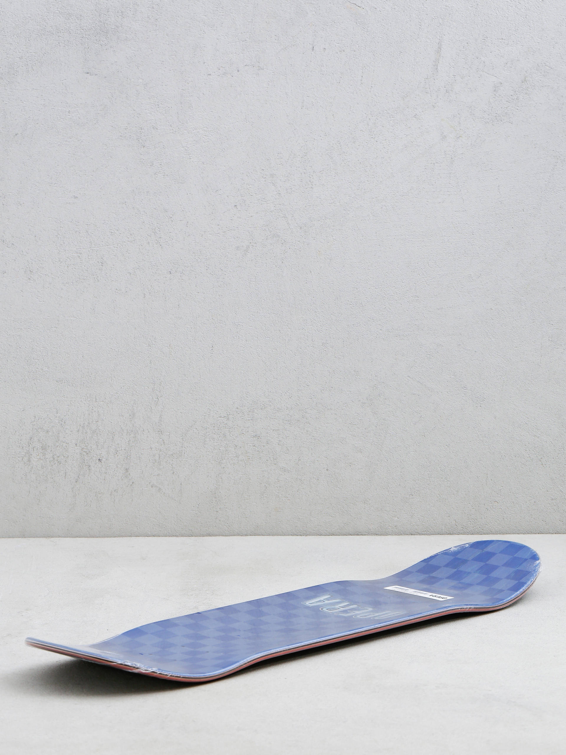 Opera Trey Wood Unmasked Gördeszka lap (red/black)