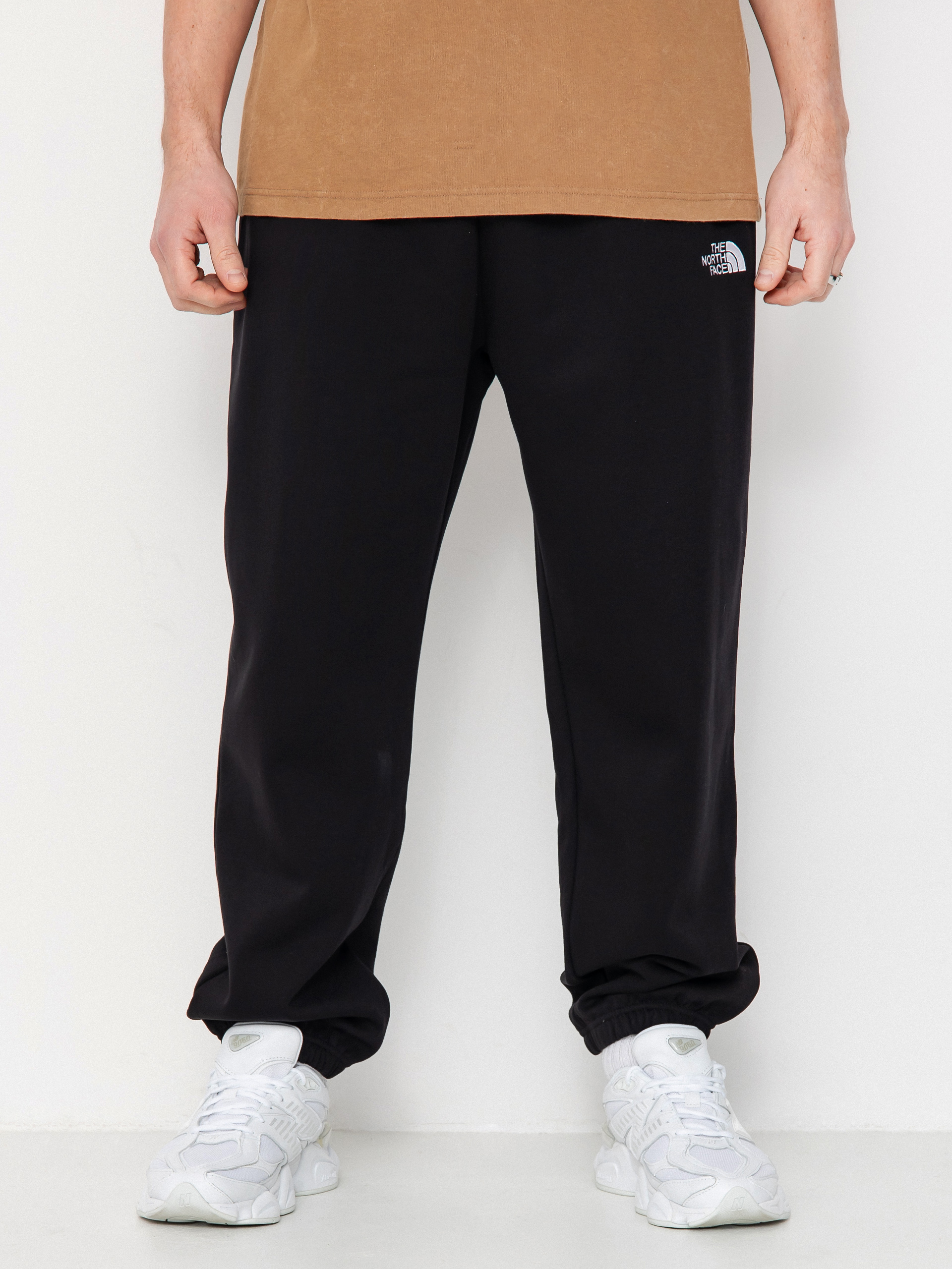 The North Face Essential Relaxed Straight Jogger Kisnadrág (tnf black)