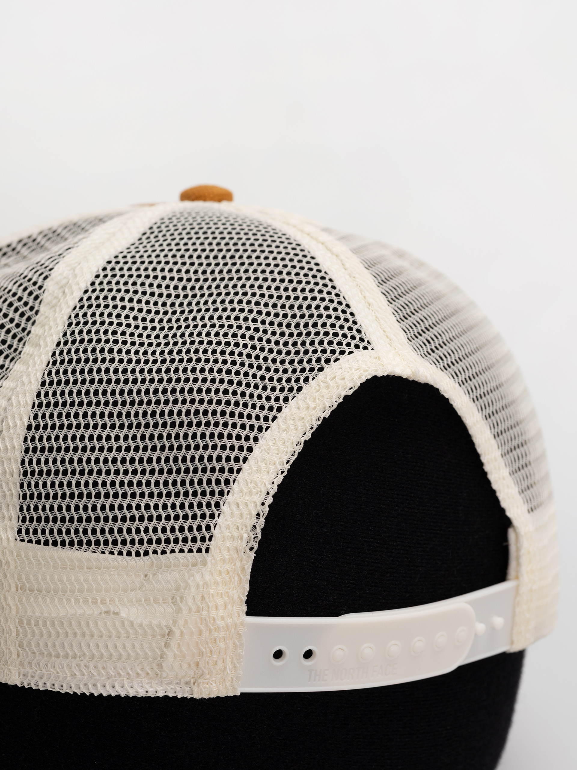 The North Face Half Dome Trucker Baseball sapka (timber tan/leather patch)