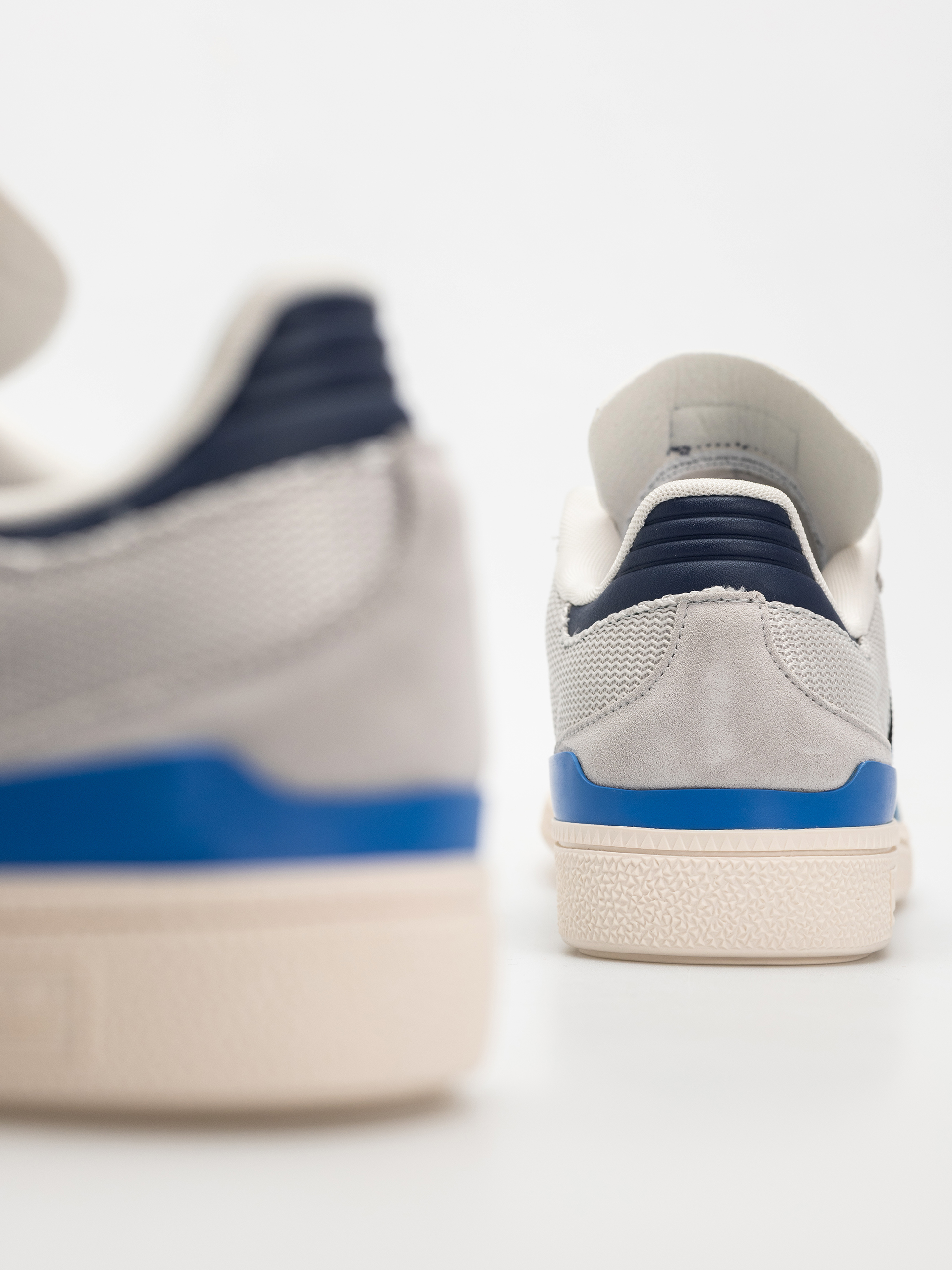 adidas Busenitz Cipők (gretwo/dkblue/cwhite)