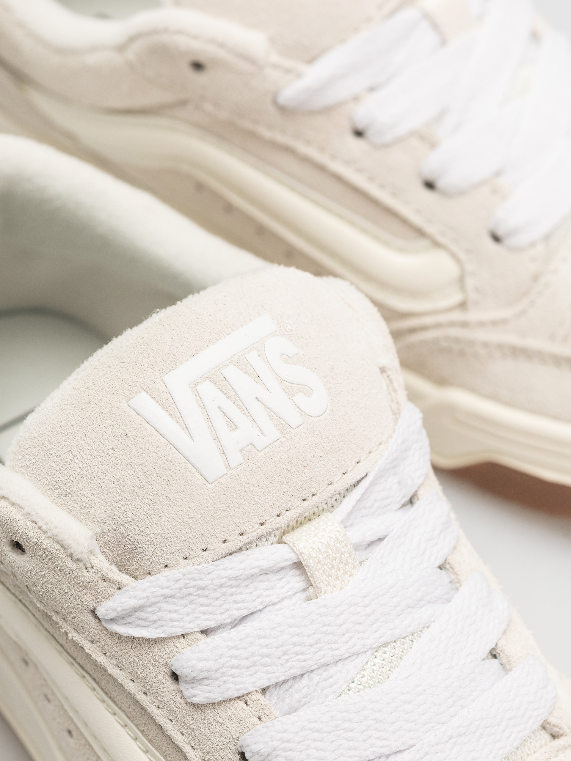 Vans Hylane Cipők (marshmallow)