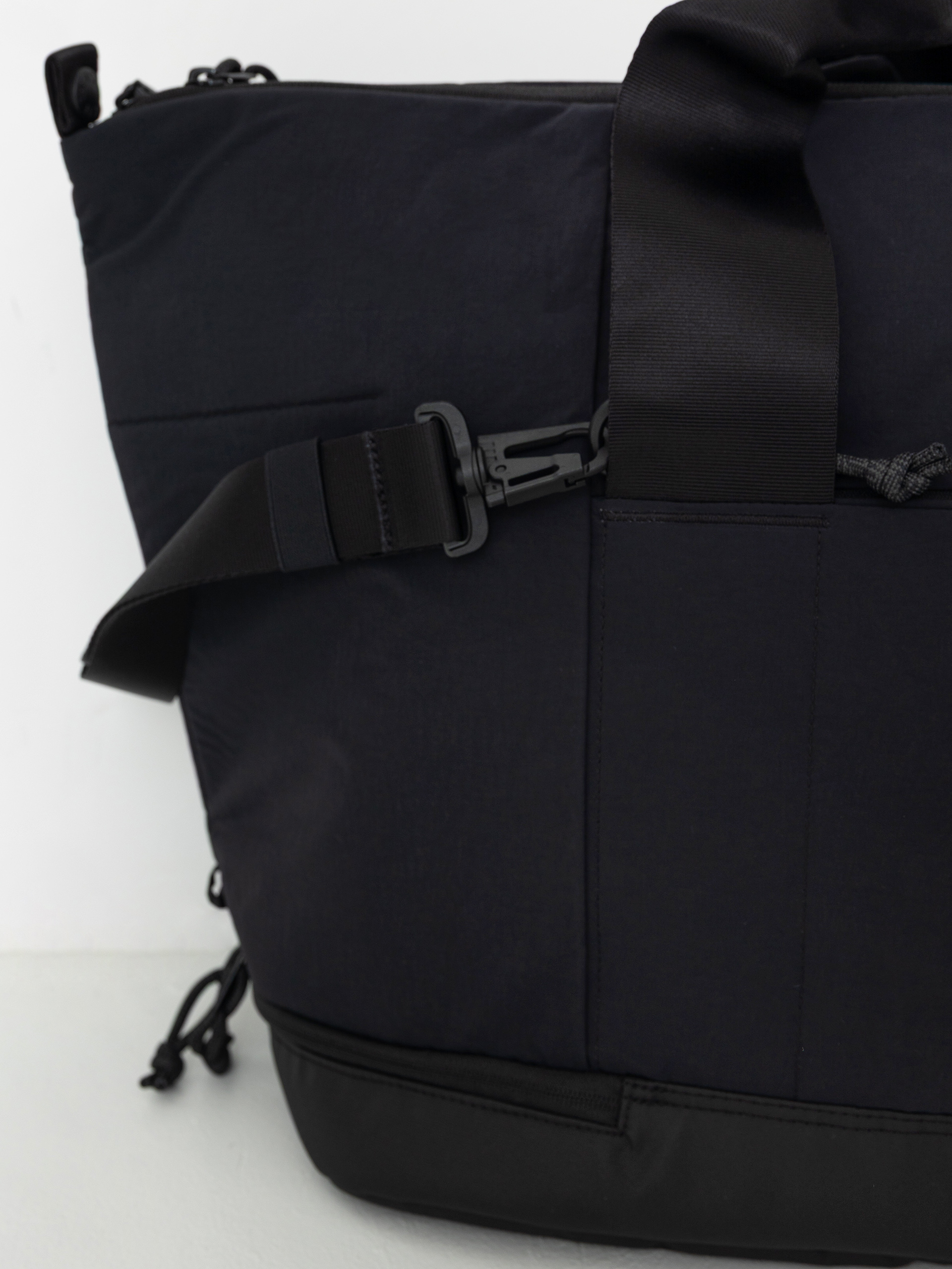 Táska The North Face Never Stop Weekender Duffel Wmn (tnf black npf)