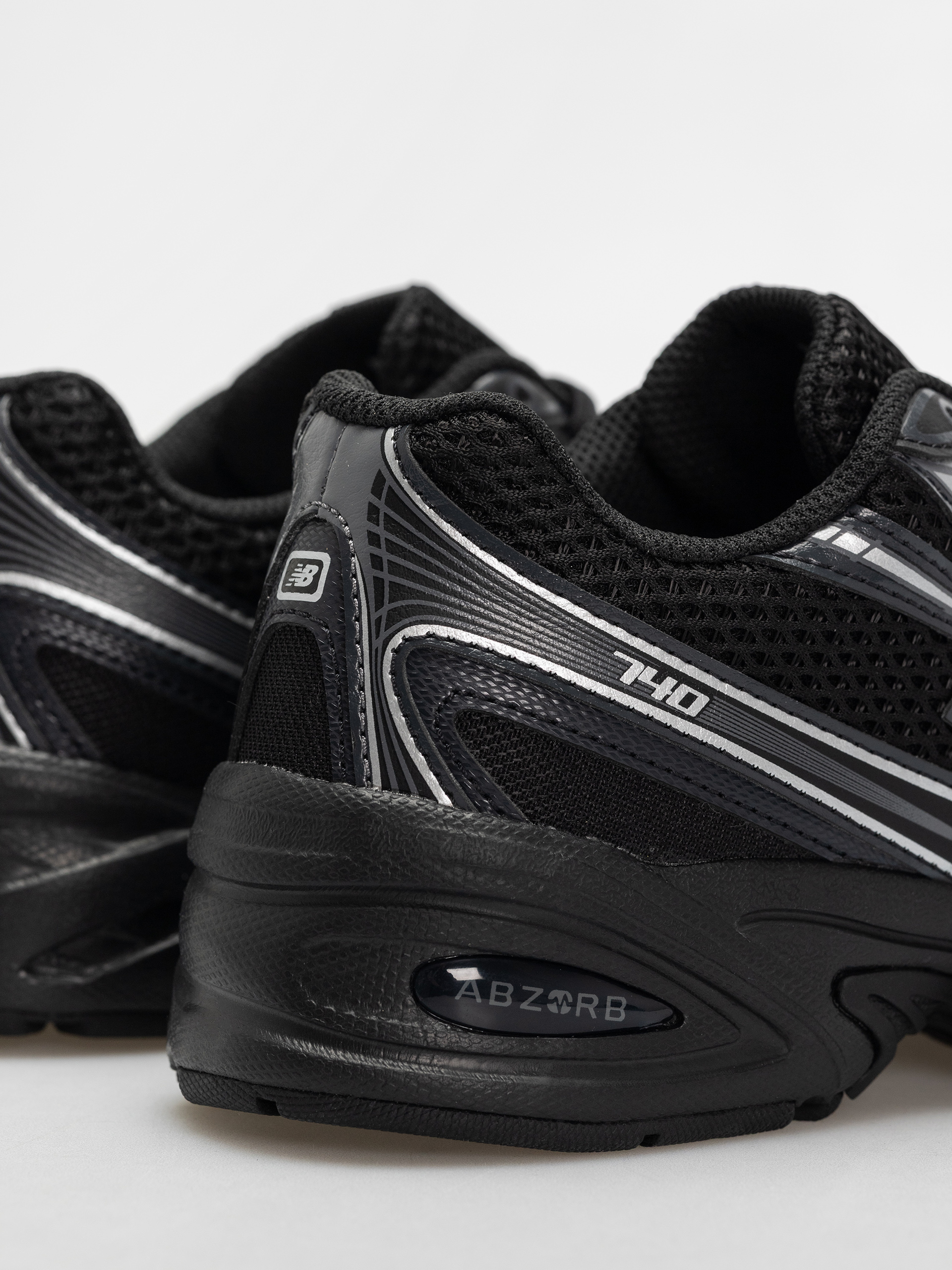 New Balance 740 JR Cipők (black)