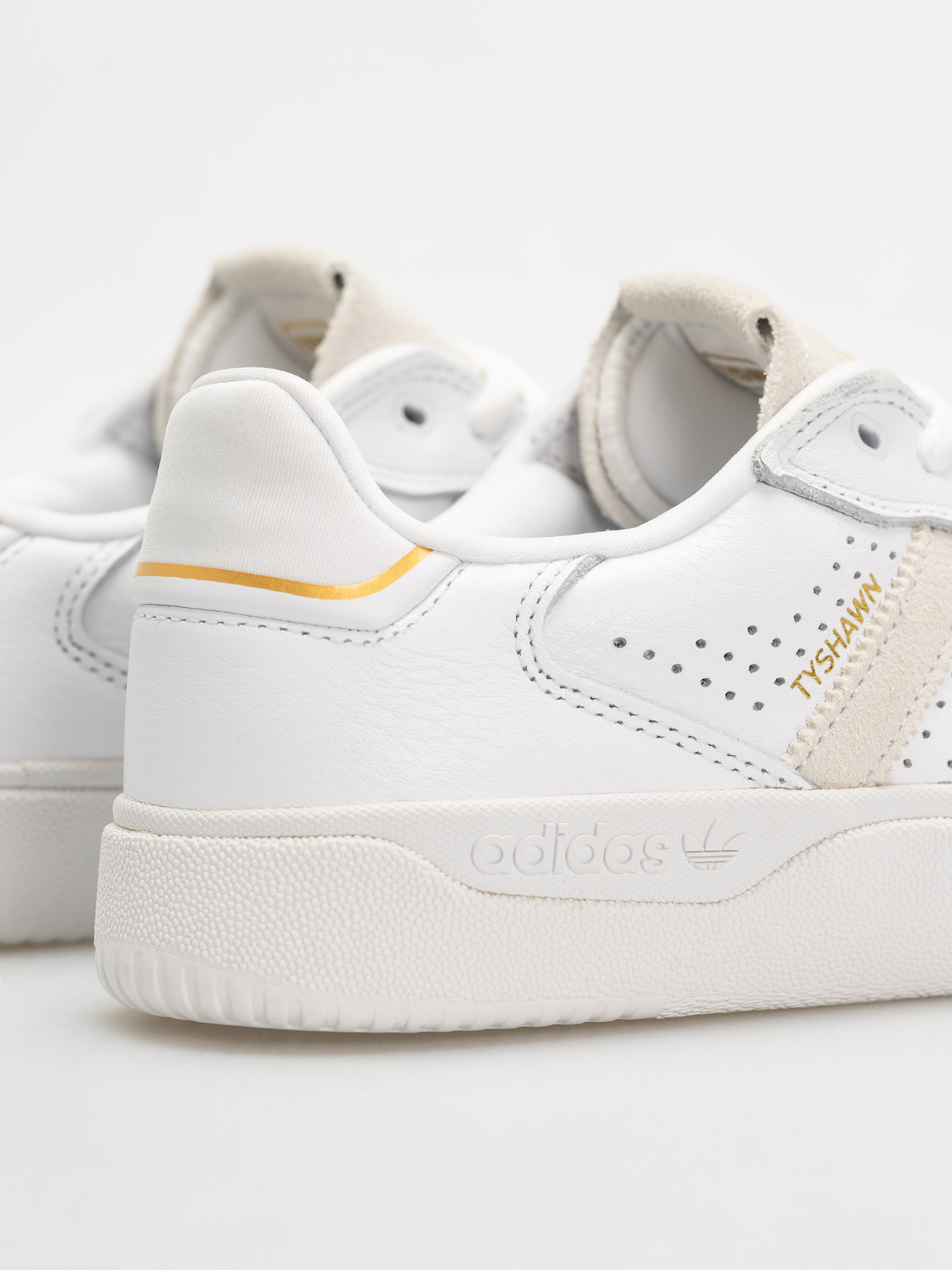 adidas Tyshawn Low Cipők (ftwwht/ftwwht/goldmt)