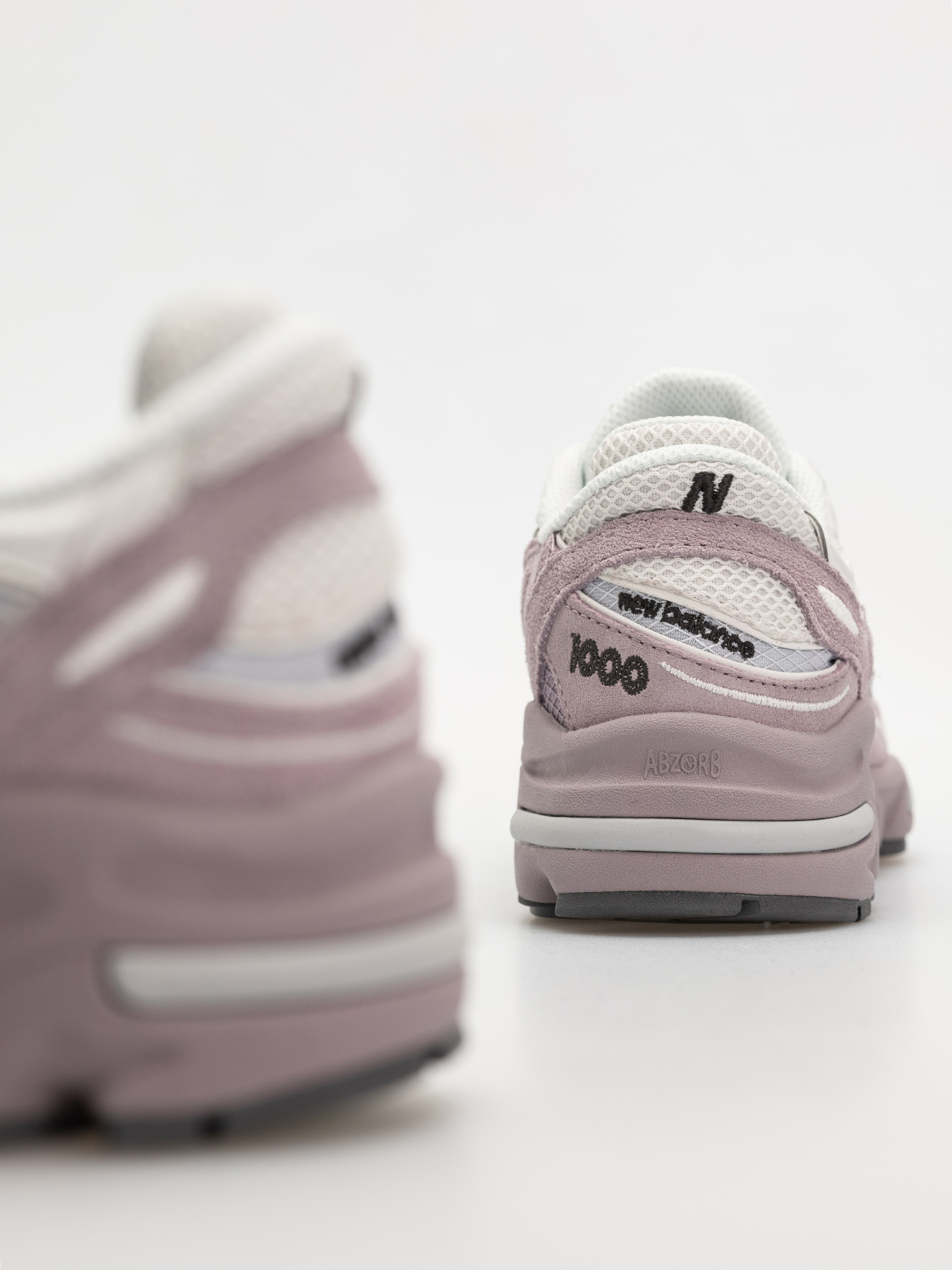 New Balance 1000 Cipők (ice wine)