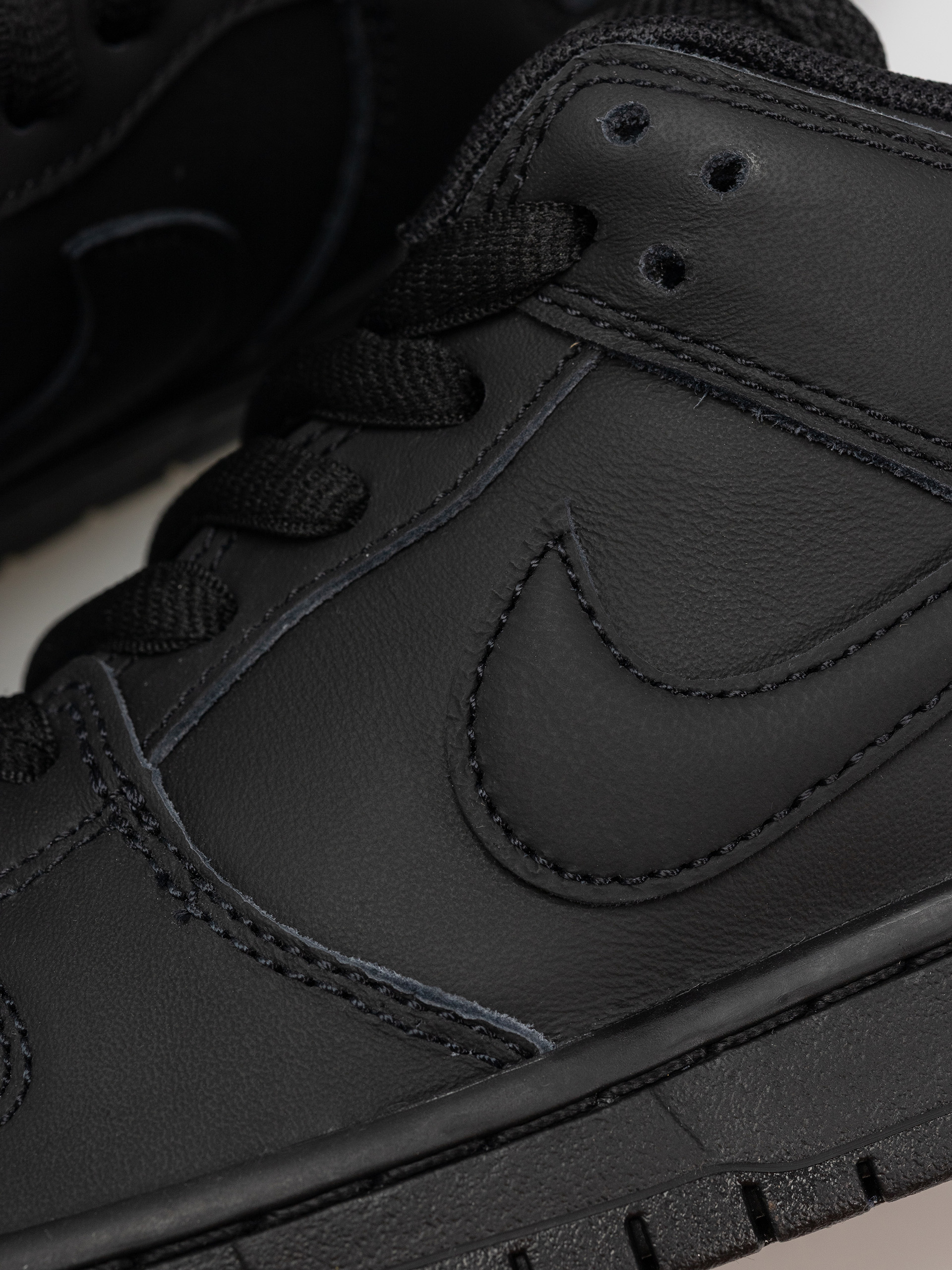 Nike SB Dunk Low Pro Cipők (black/black black black)