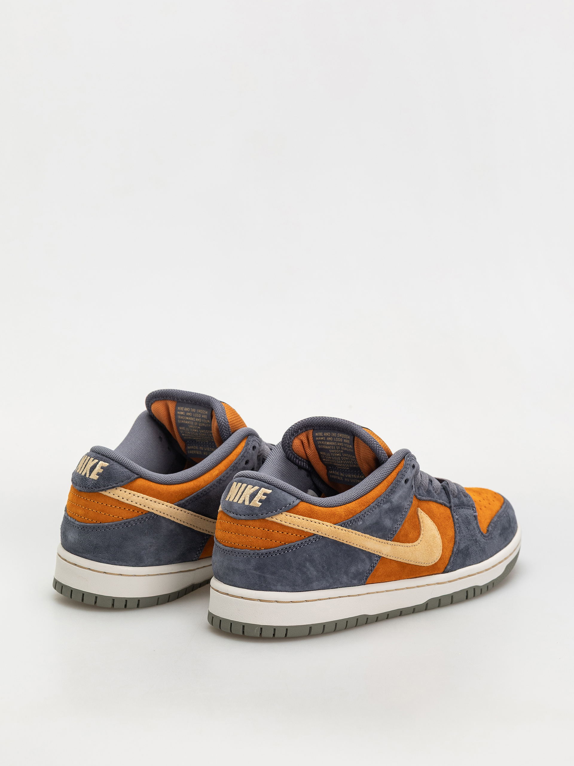 Nike SB Dunk Low Pro Cipők (light carbon/sesame monarch summit white)