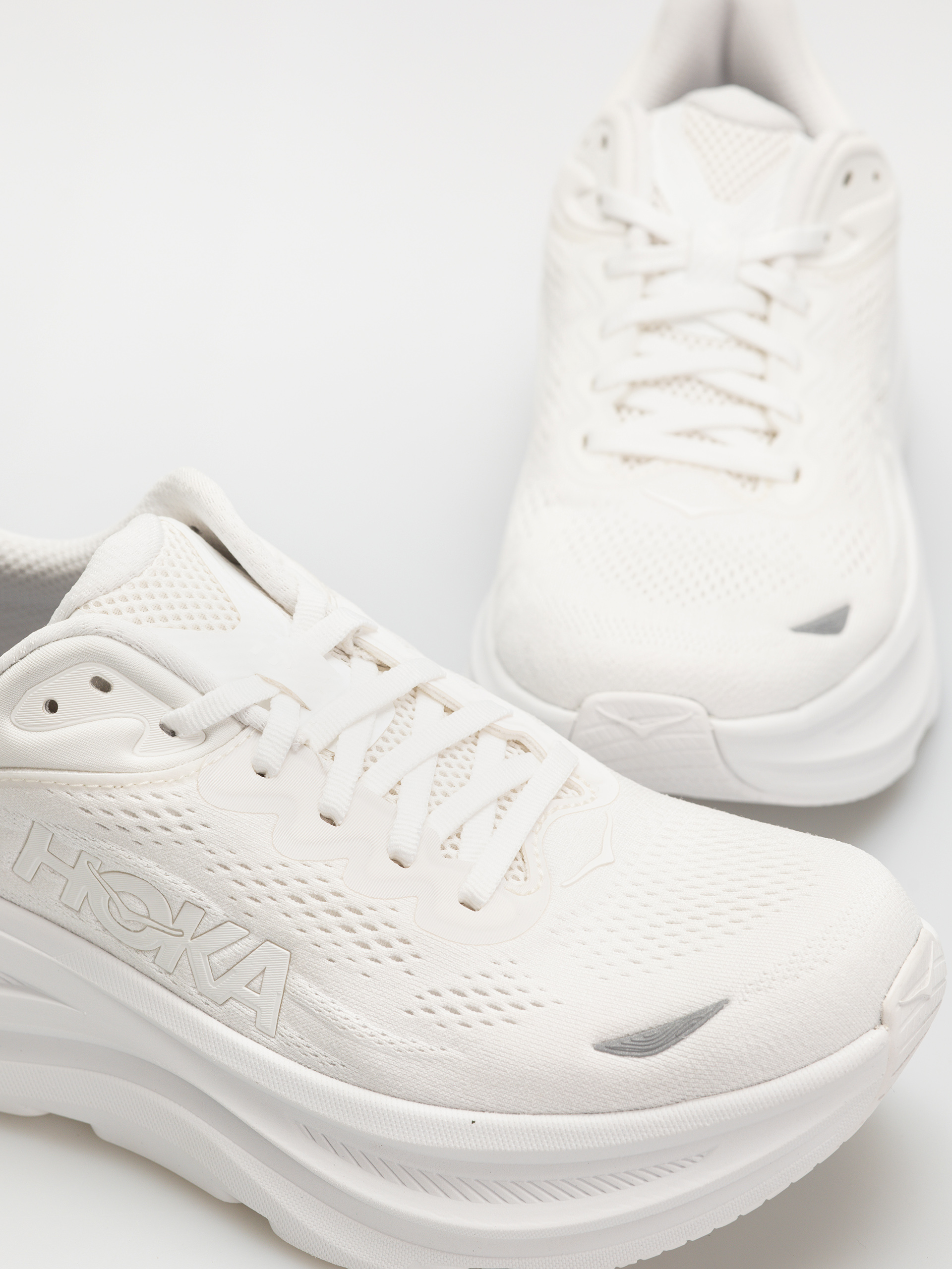 Cipők Hoka Bondi 9 (white/white)