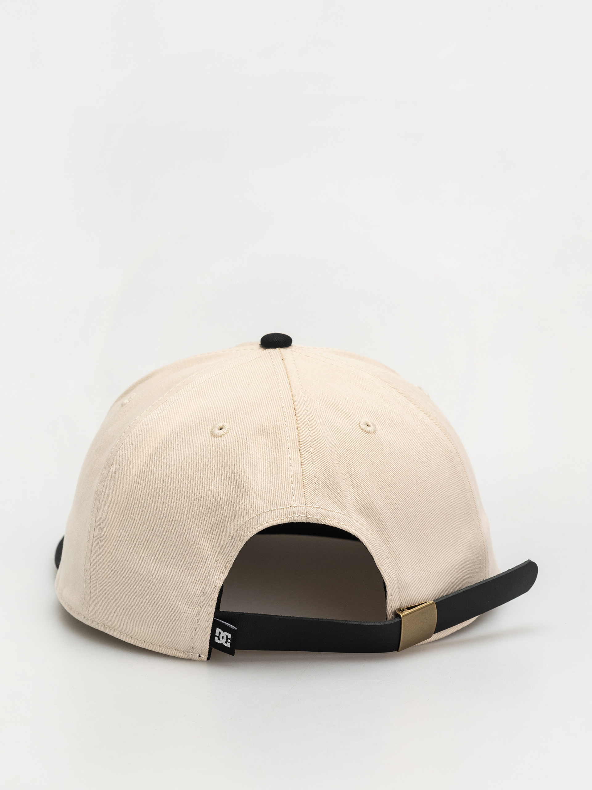 DC Mosh Pit Strapback Baseball sapka (lily white/black)