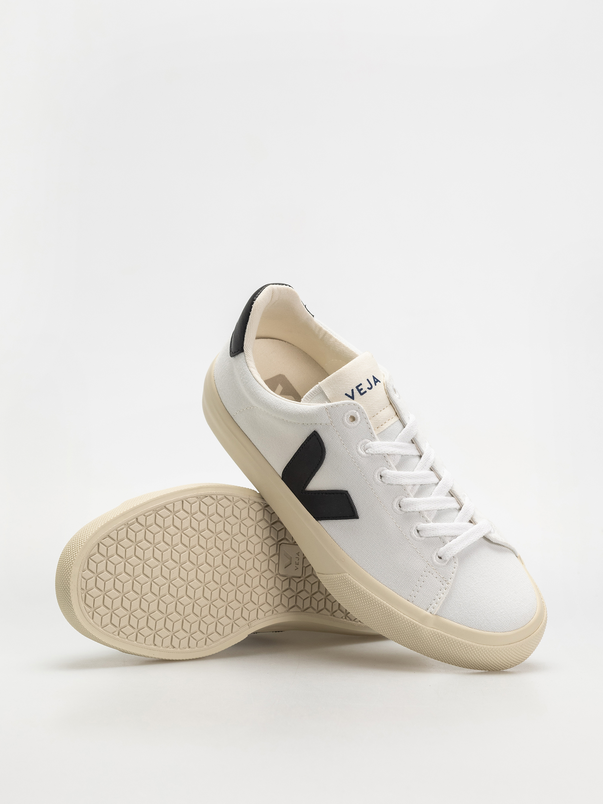 Veja Campo Canvas Wmn Cipők (white black)
