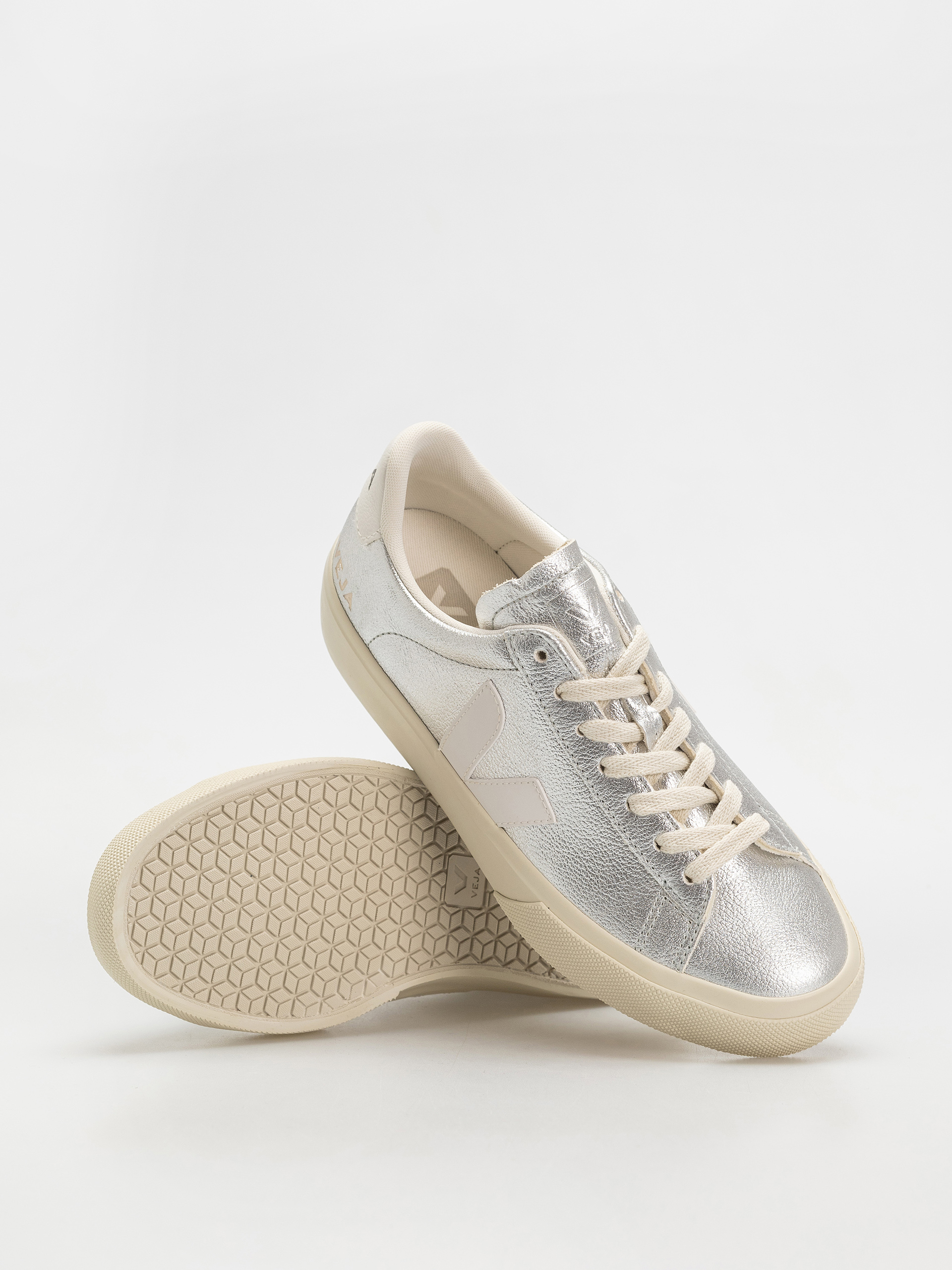 Veja Campo Wmn Cipők (silver white)