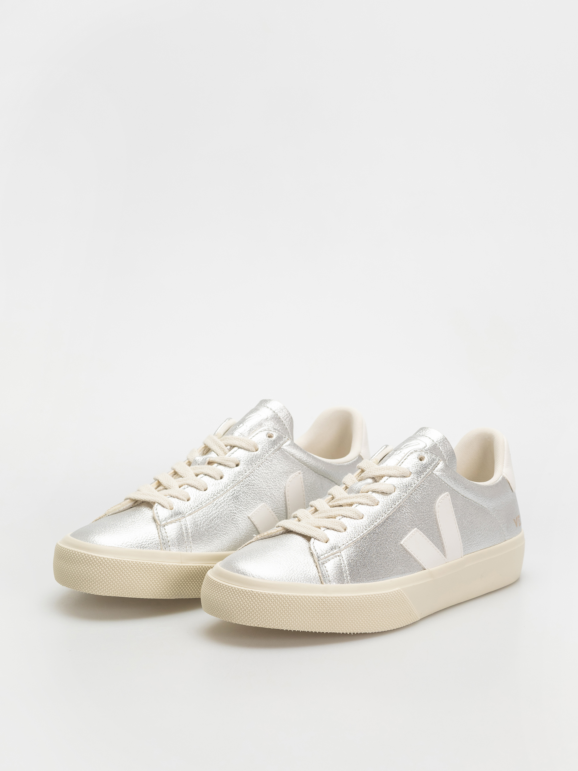 Veja Campo Wmn Cipők (silver white)