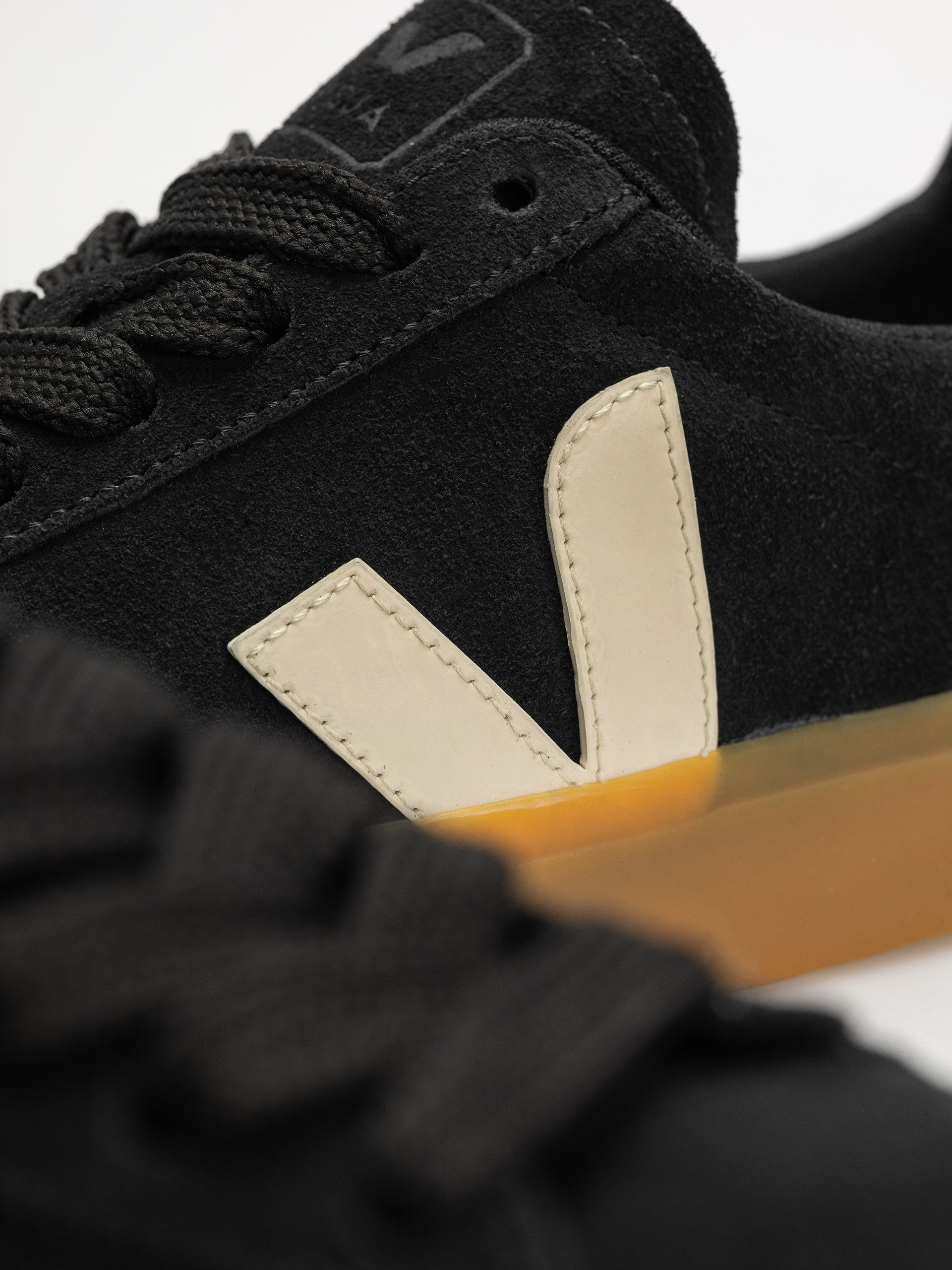 Veja Campo Bold Wmn Cipők (black pierre)