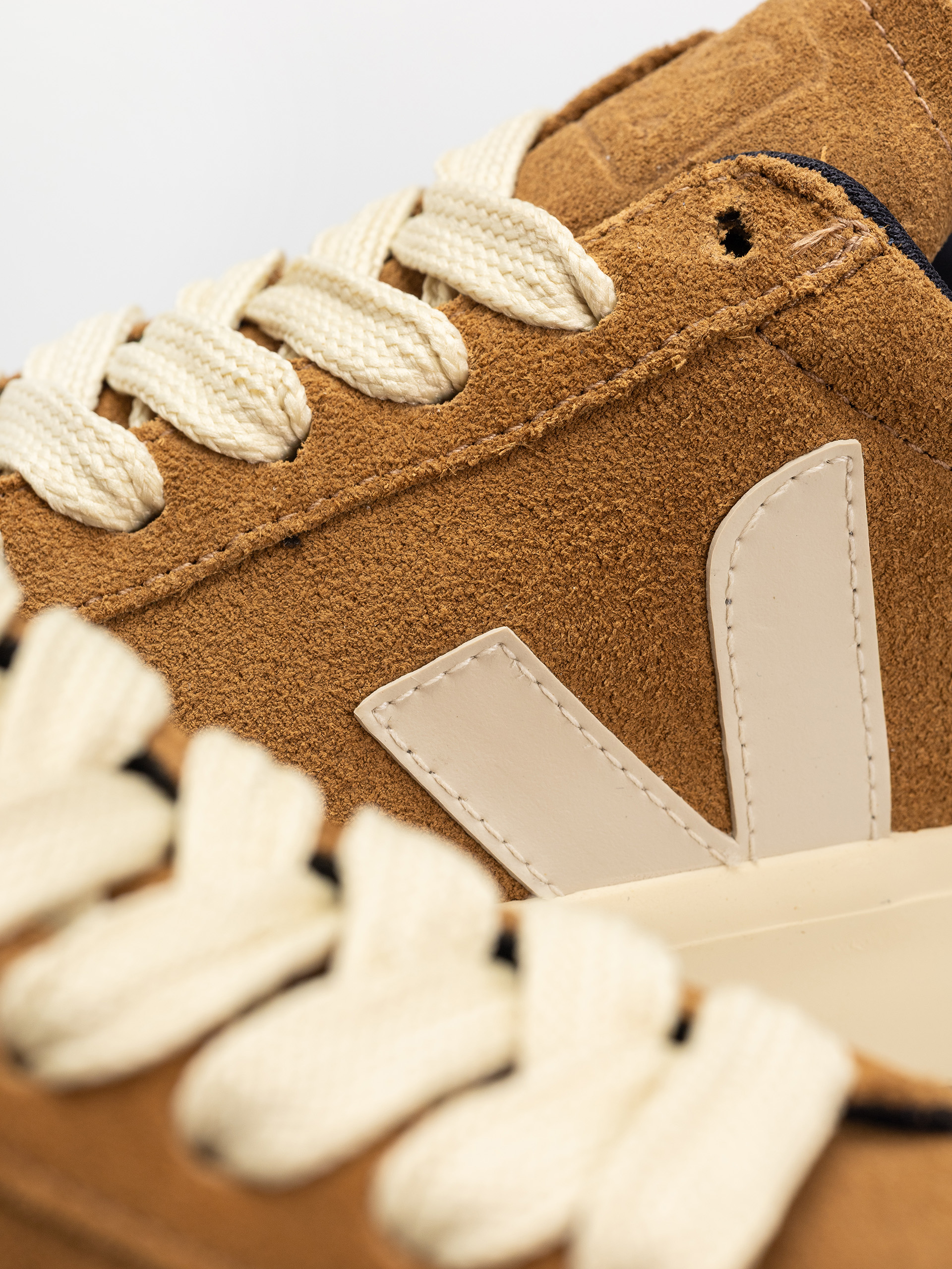 Veja Campo Bold Wmn Cipők (camel pierre)