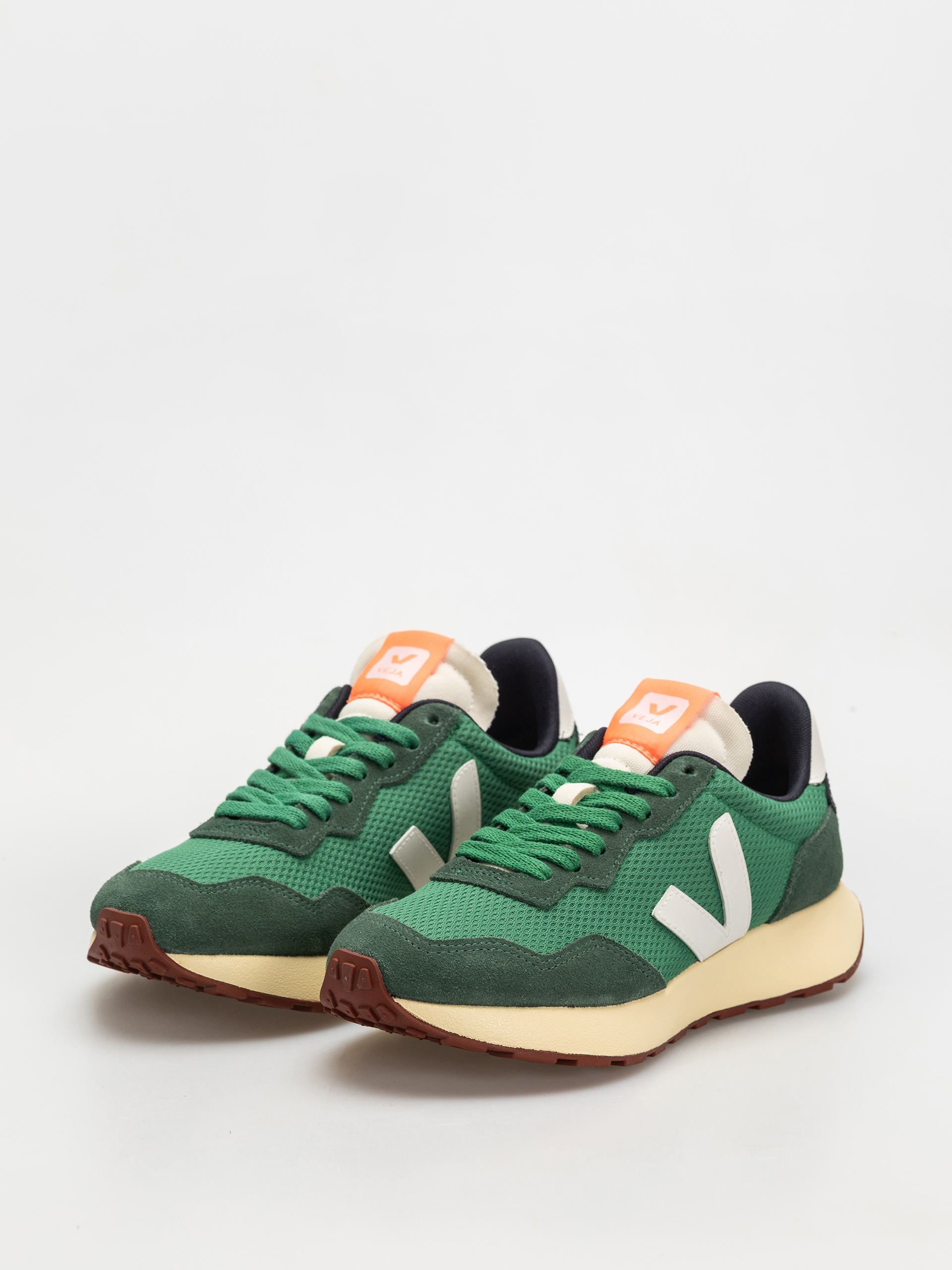 Veja Paulistana Wmn Cipők (emeraude white)