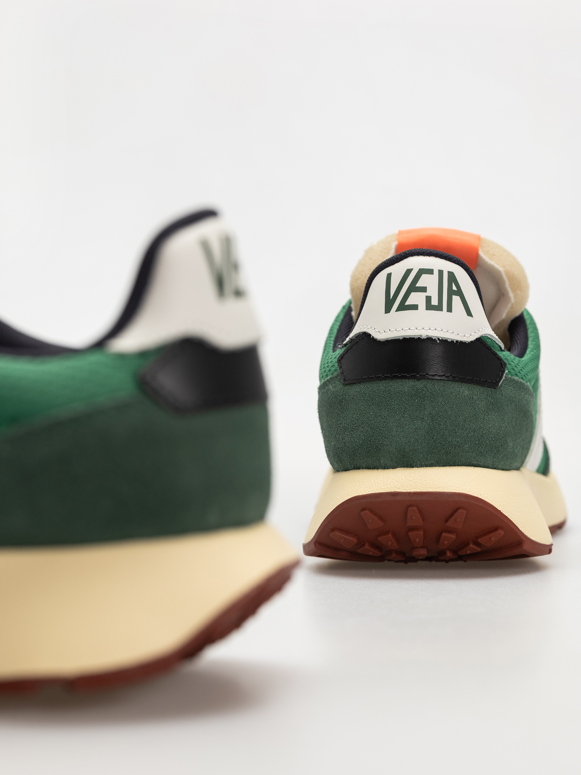 Veja Paulistana Wmn Cipők (emeraude white)