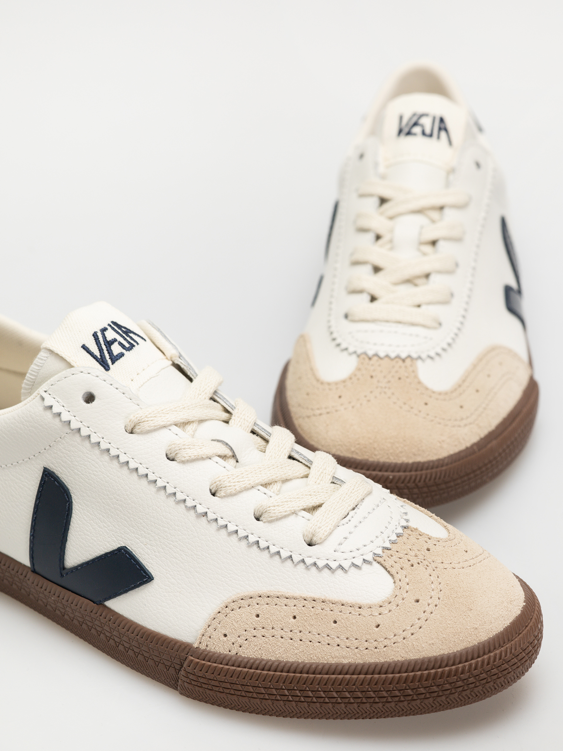 Veja Volley Wmn Cipők (white nautico bark)